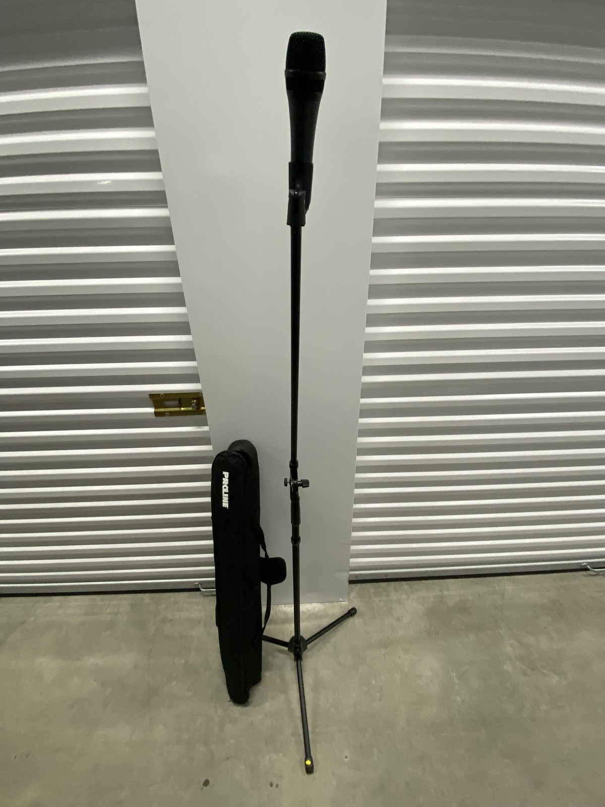 Proline Gooseneck Microphone Stand Kit Wired XLR 4-Pin Black Adjustable Tripod