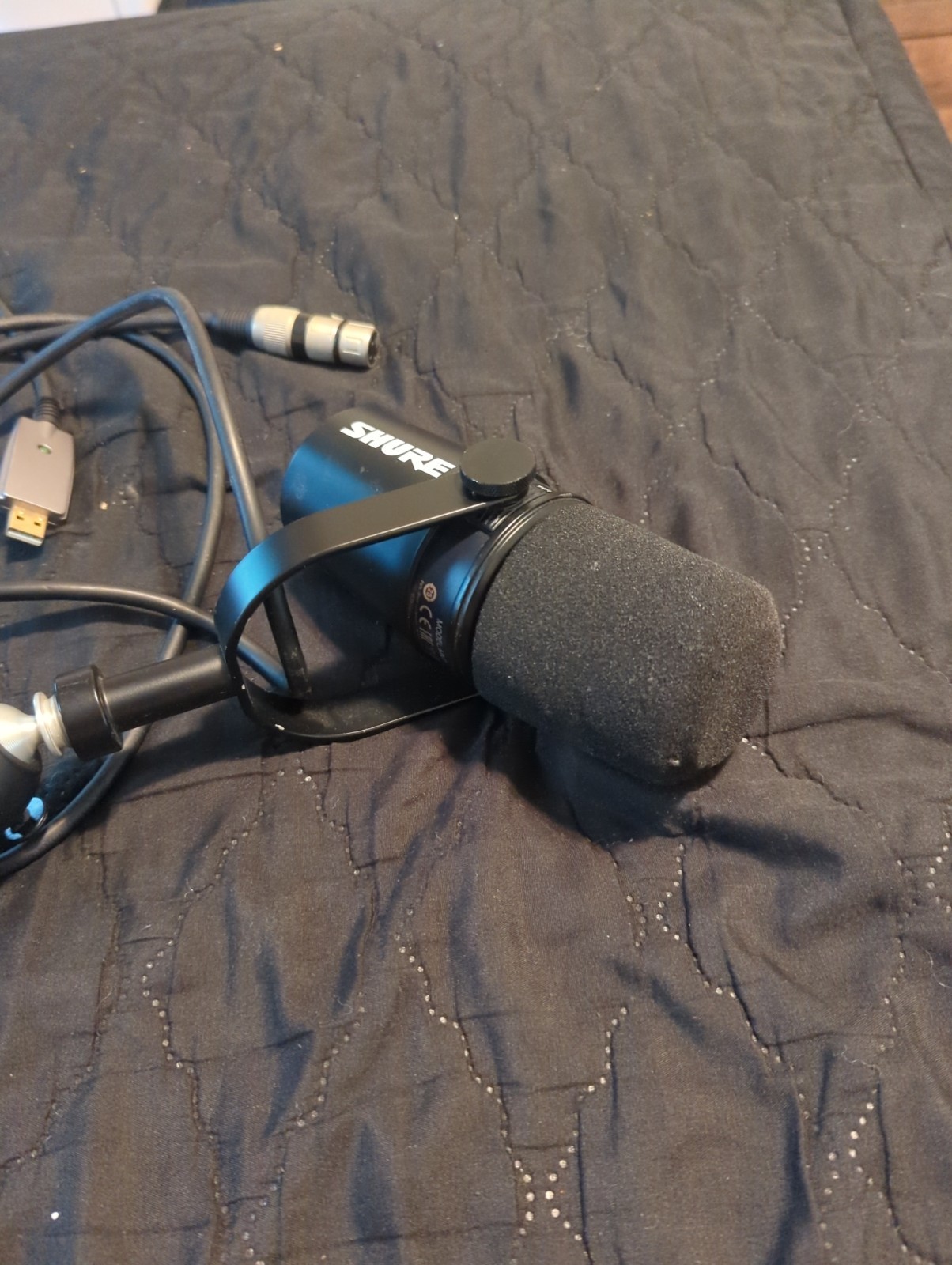 Shure MV7 Dynamic Microphone Podcast Kit