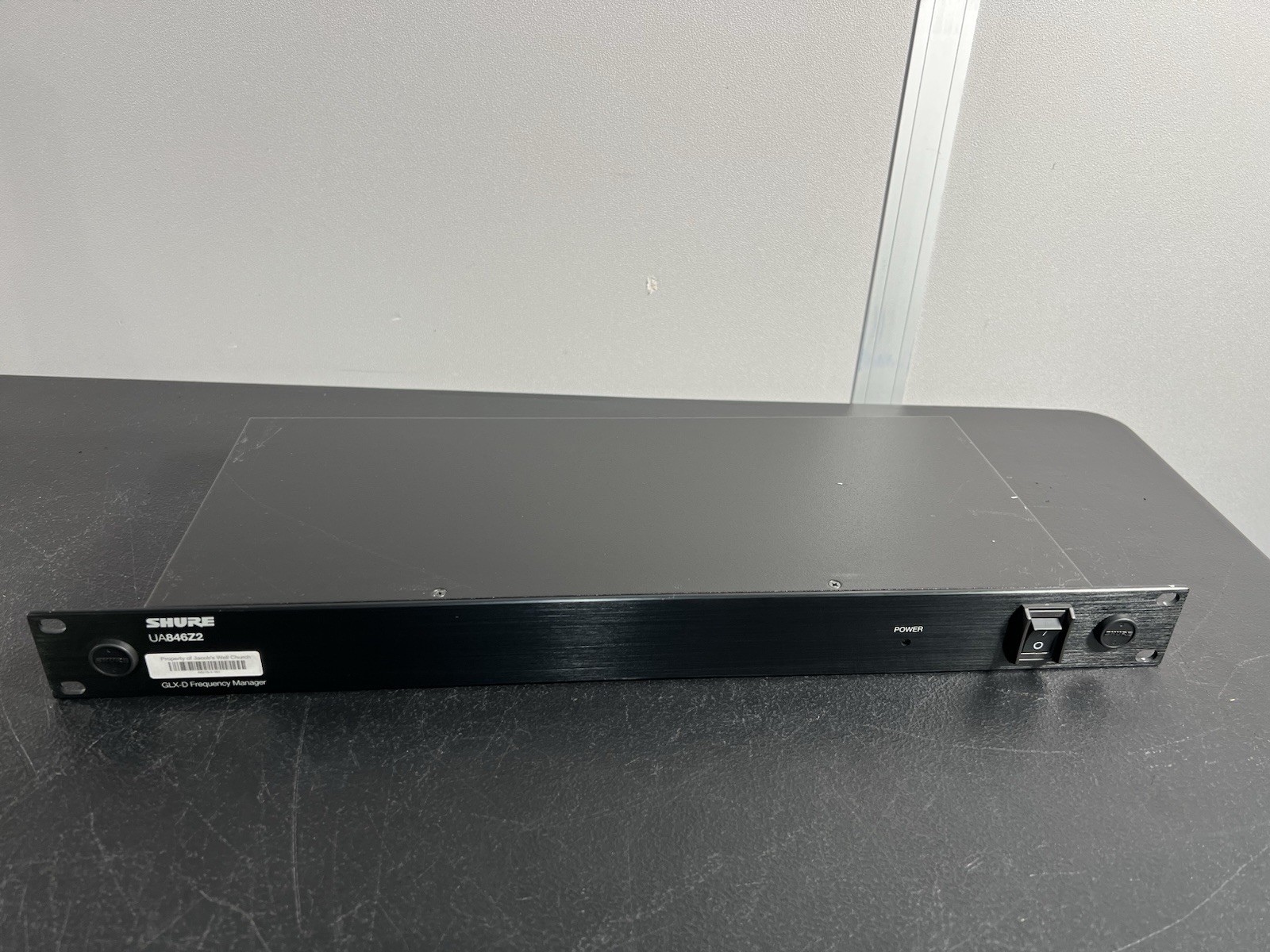 Shure UA846Z2/LC GLX-D Wireless Frequency Manager – Black