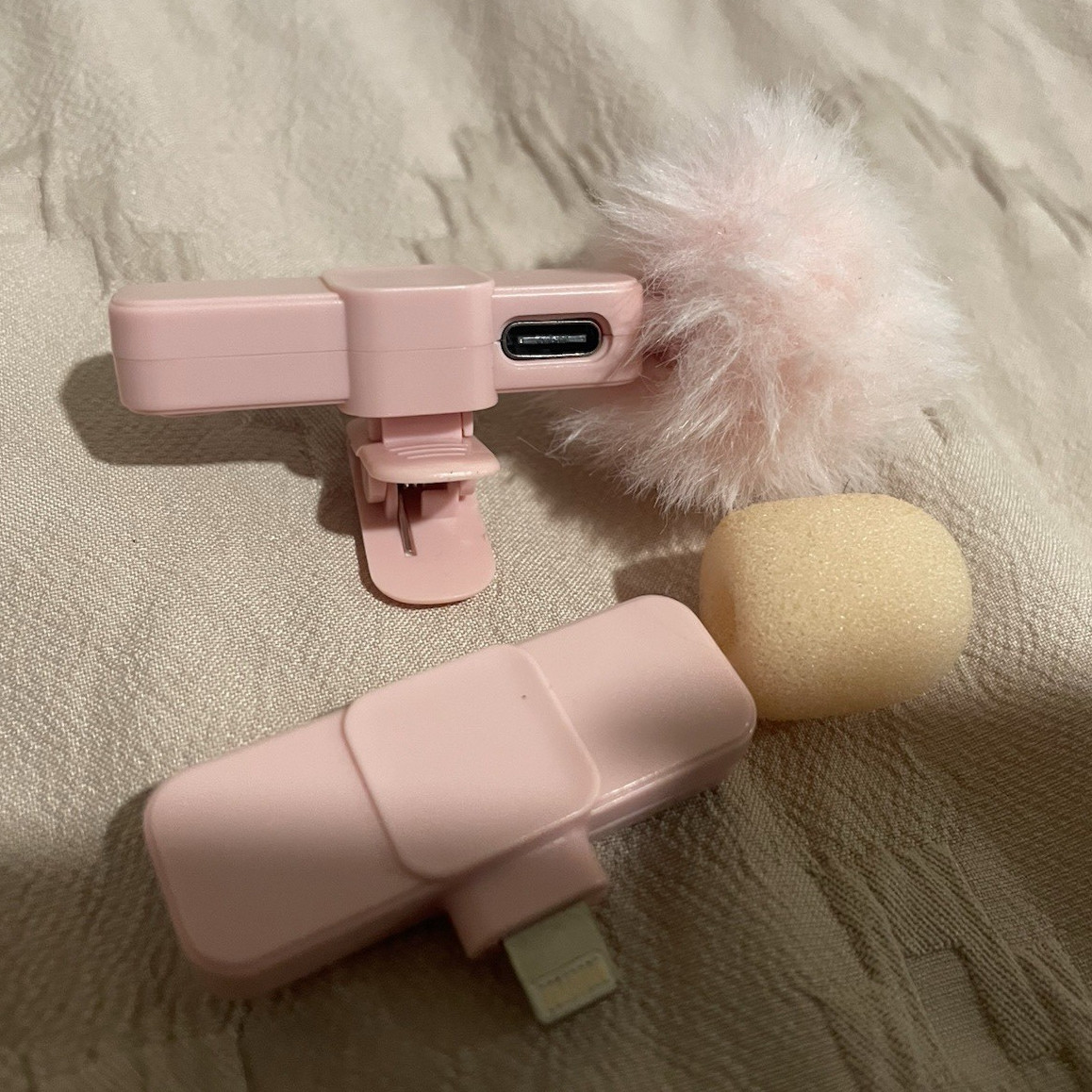 Pink Wireless Lavalier Clip-On Microphone Set, USB-C Connectivity