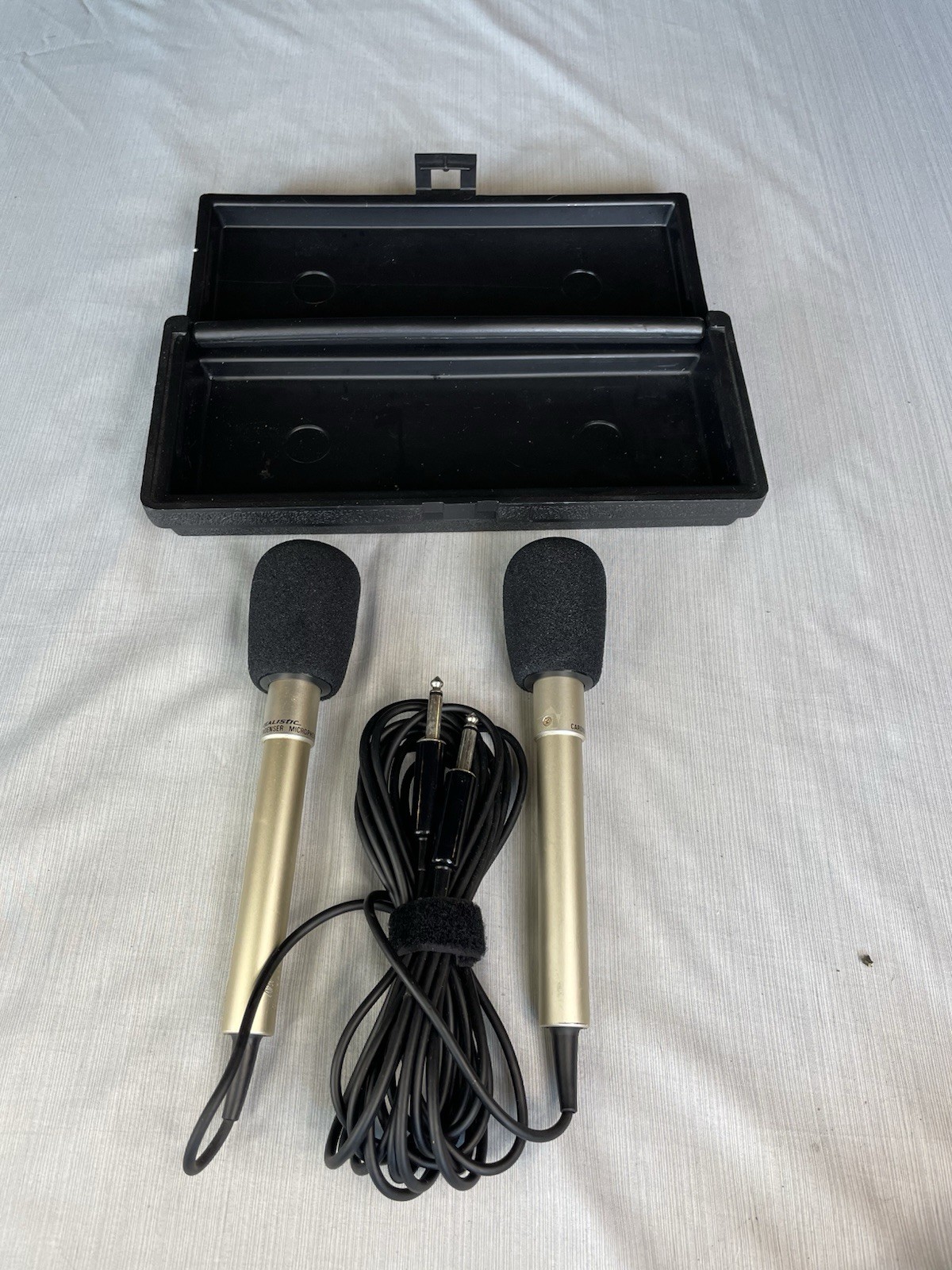 Vintage 1970s Realistic Cardioid Condenser Microphone Pair W/ Case **EXCELLENT**