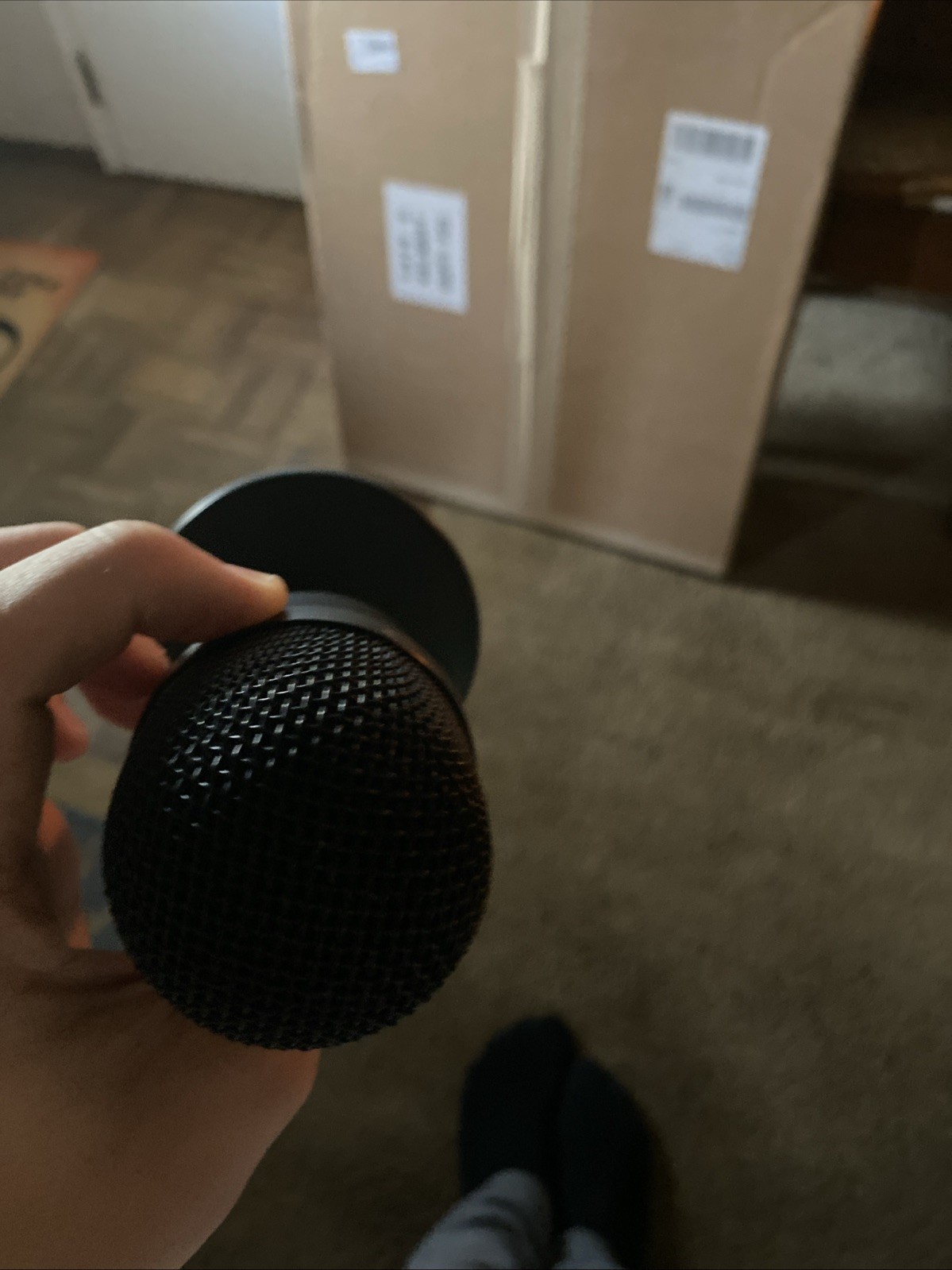 Razor Stand Up Microphone Cord Not Included Take Micro USB