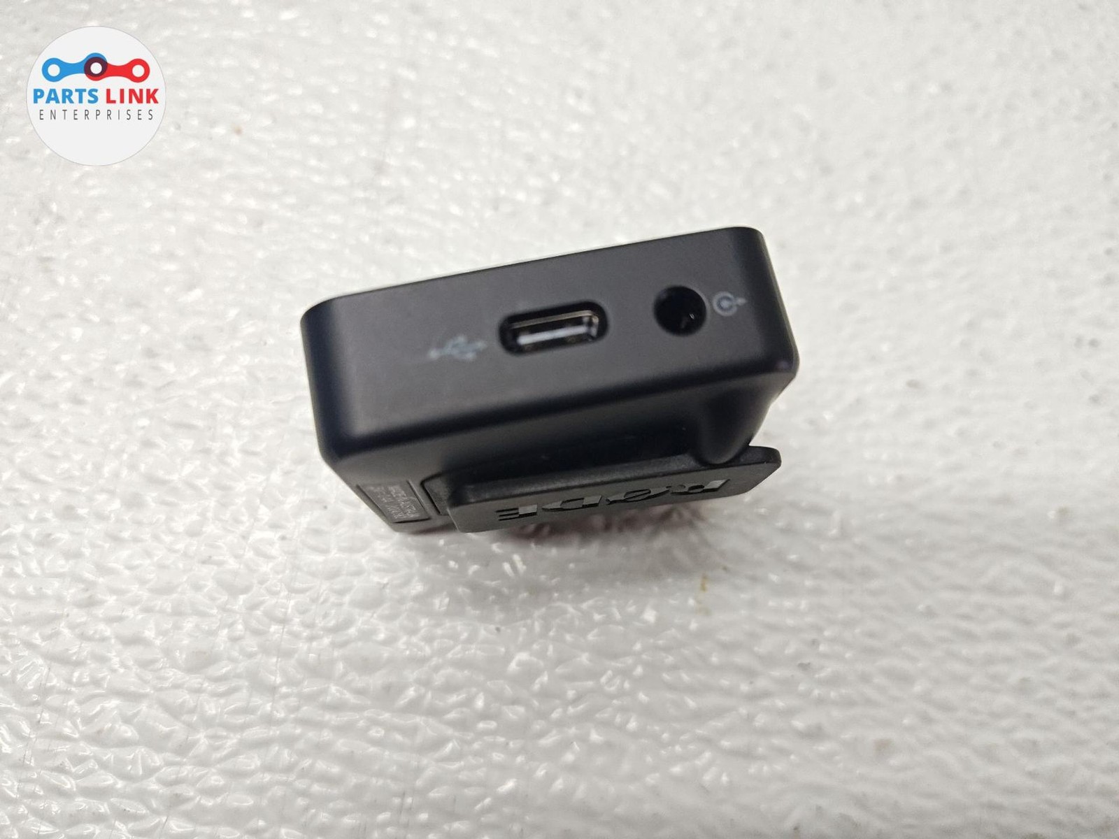 RØDE Rode Wireless PRO Clip-On Microphone Receiver ONLY Used