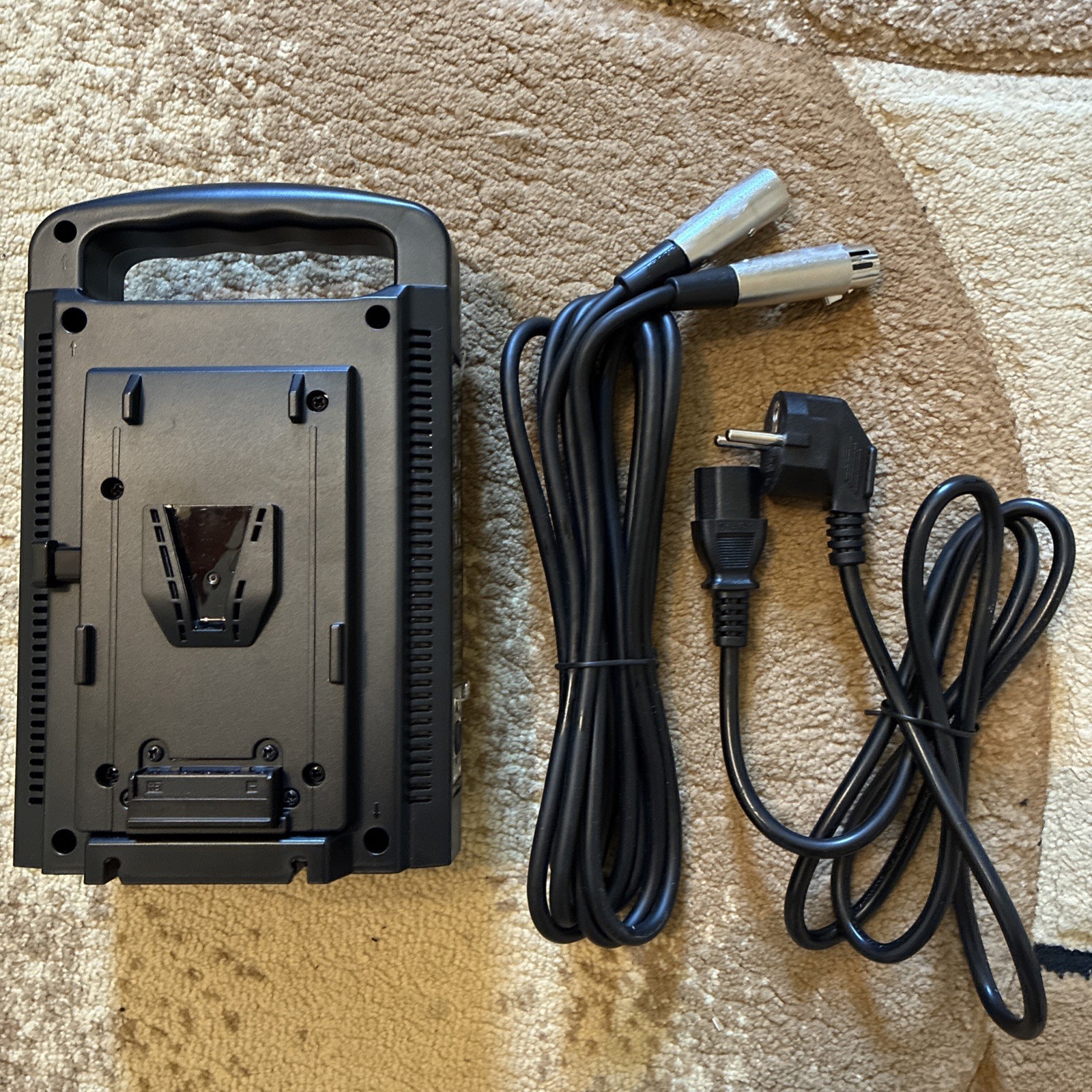 Neewer NW-BP-2CH Quick Adapter & AC Adapter 4 Pin XLR Cable Included
