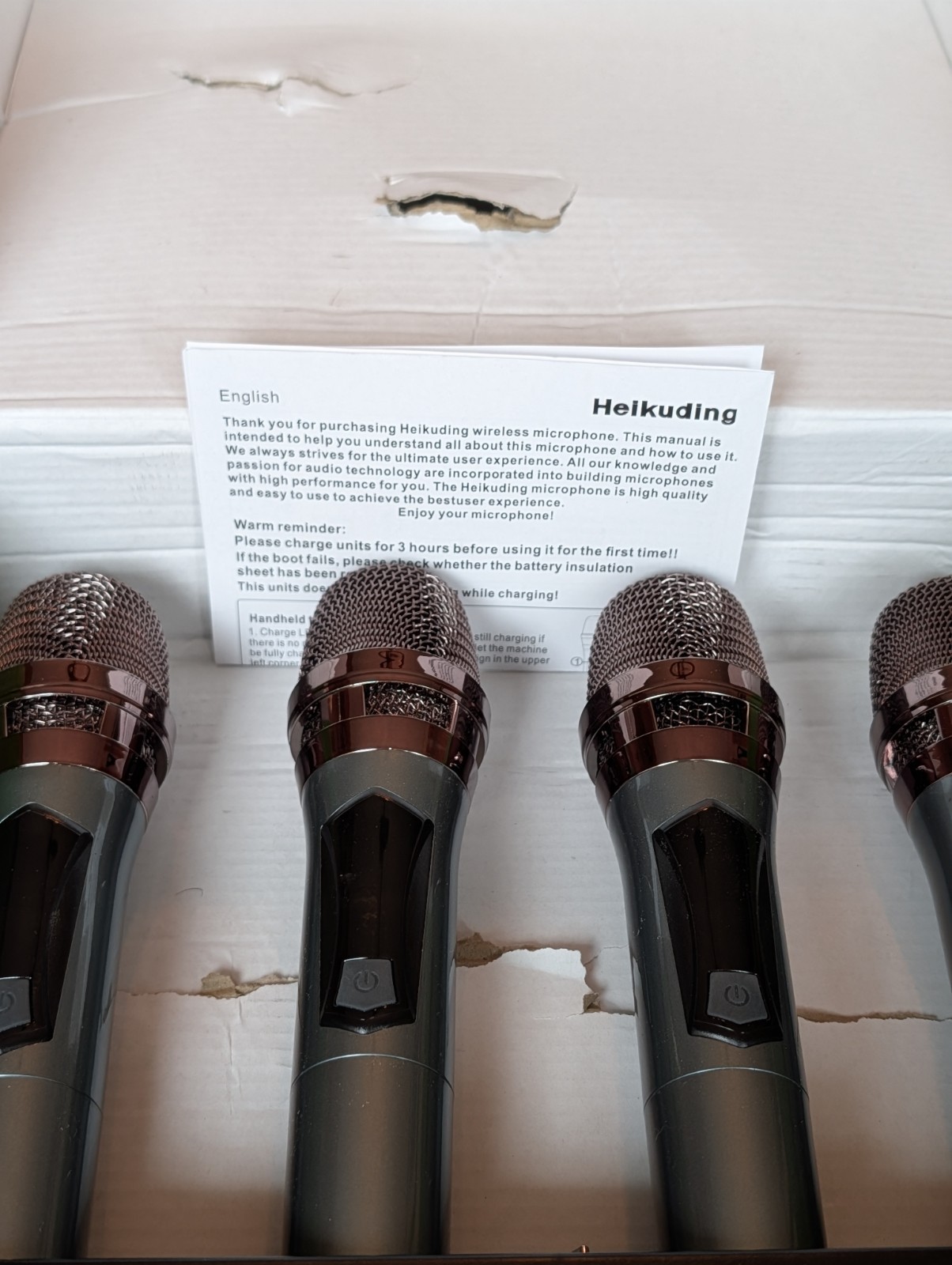 A Set Of 4 Heikuding dynamic microphone