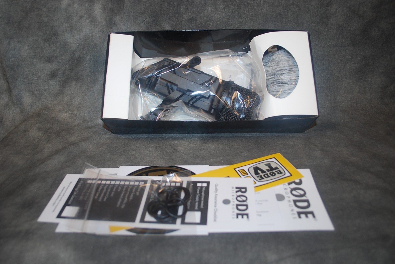 Rode Stereo Video Mic StereoVideoMic SVM New Dealer Microphone DSLR