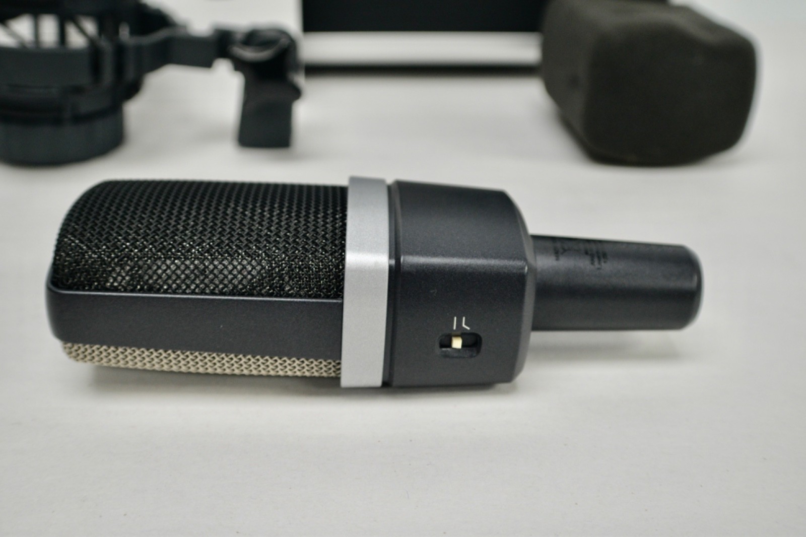 AKG C214 Large Diaphragm Condenser Microphone
