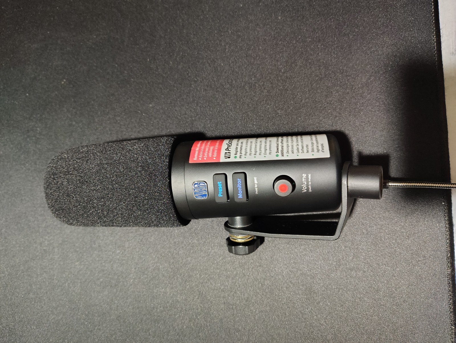 PreSonus Revelator Dynamic USB Microphone USB-C Podcast Streaming Desk top Stand
