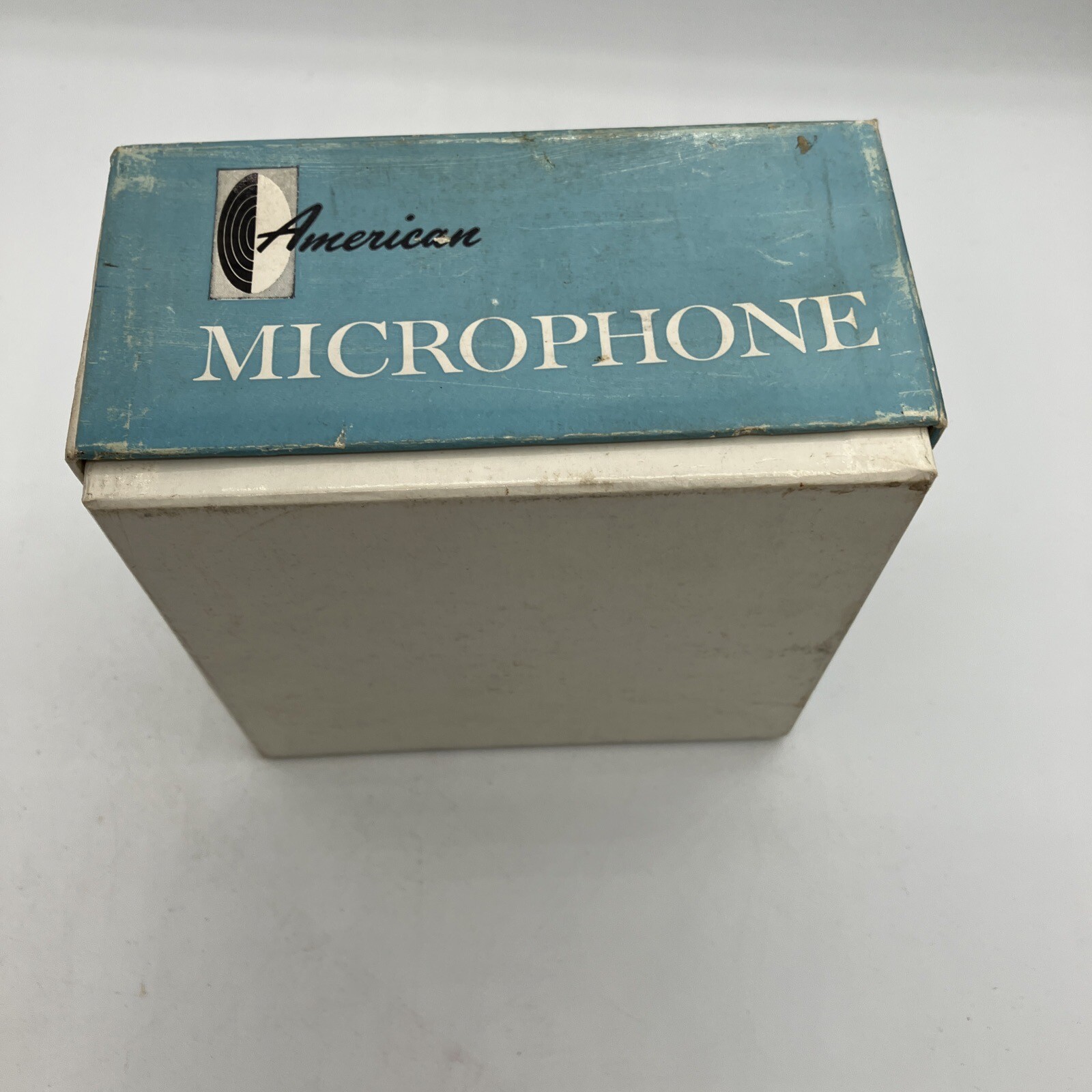 American Microphone Company 39A-848 White Square Plastic Handheld Wired