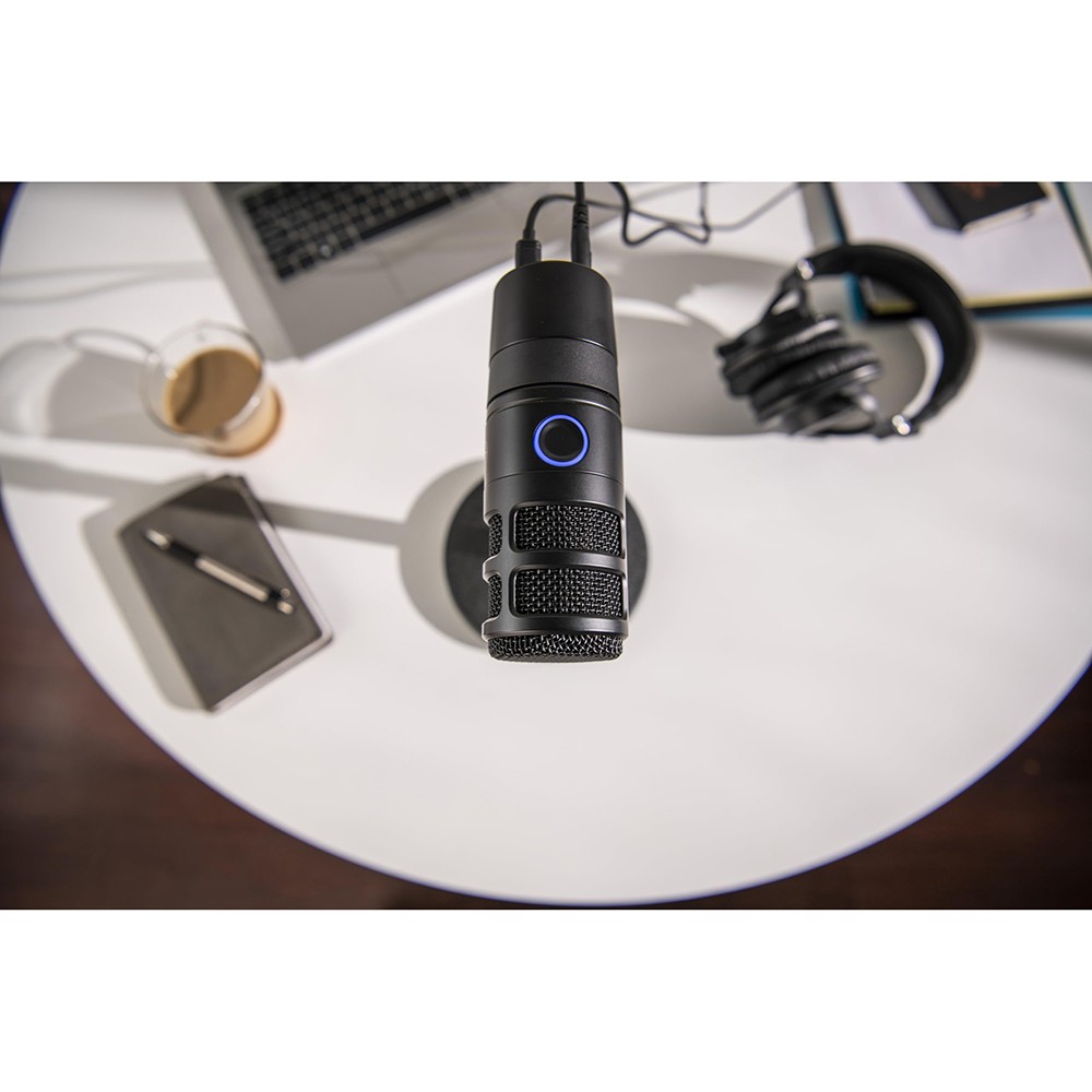 Audio-Technica Hypercardioid Dynamic Podcast USB Mic with 2 Year Warranty Bundle