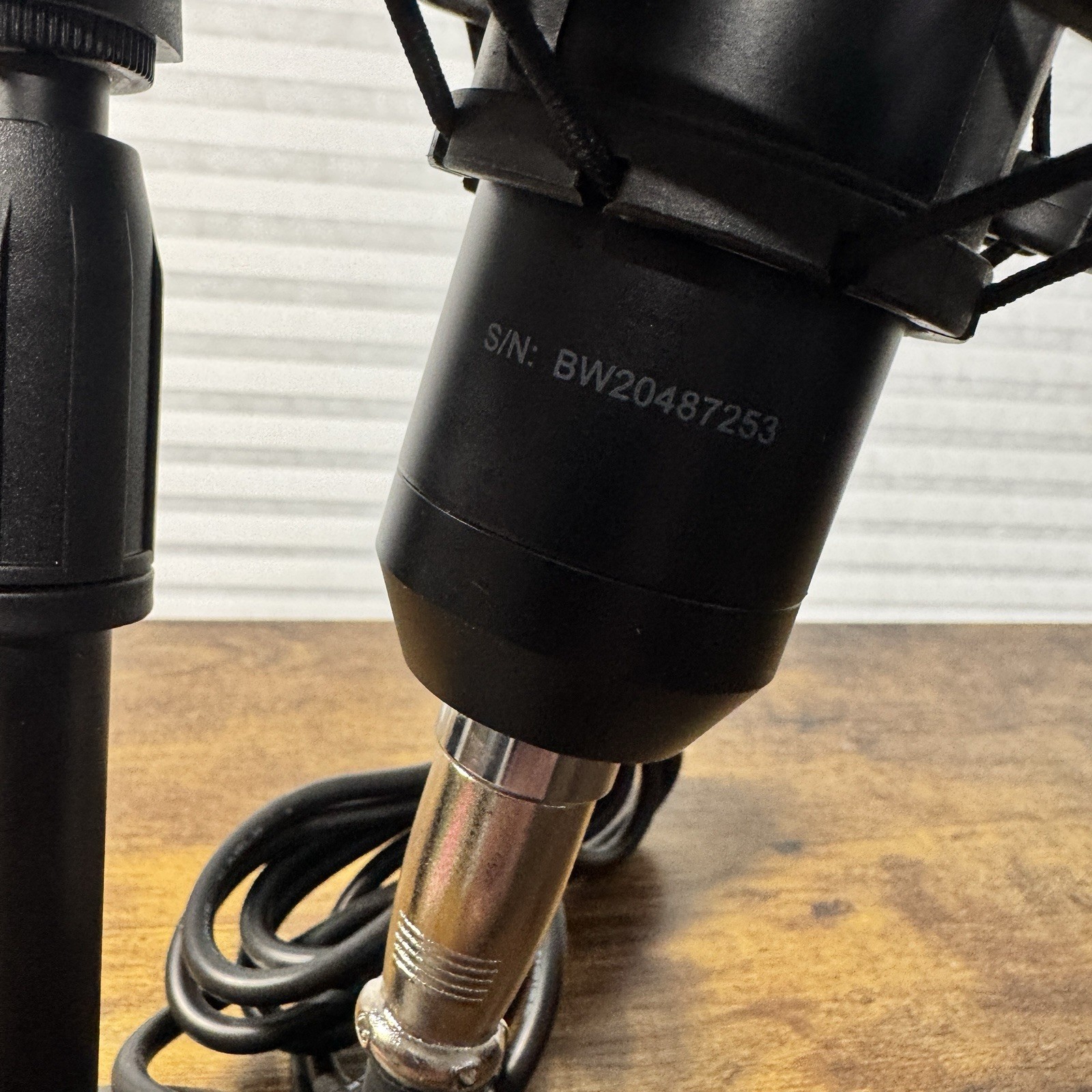 On Air Reverb Pro Condenser Microphone Desk Stand Shock Mount