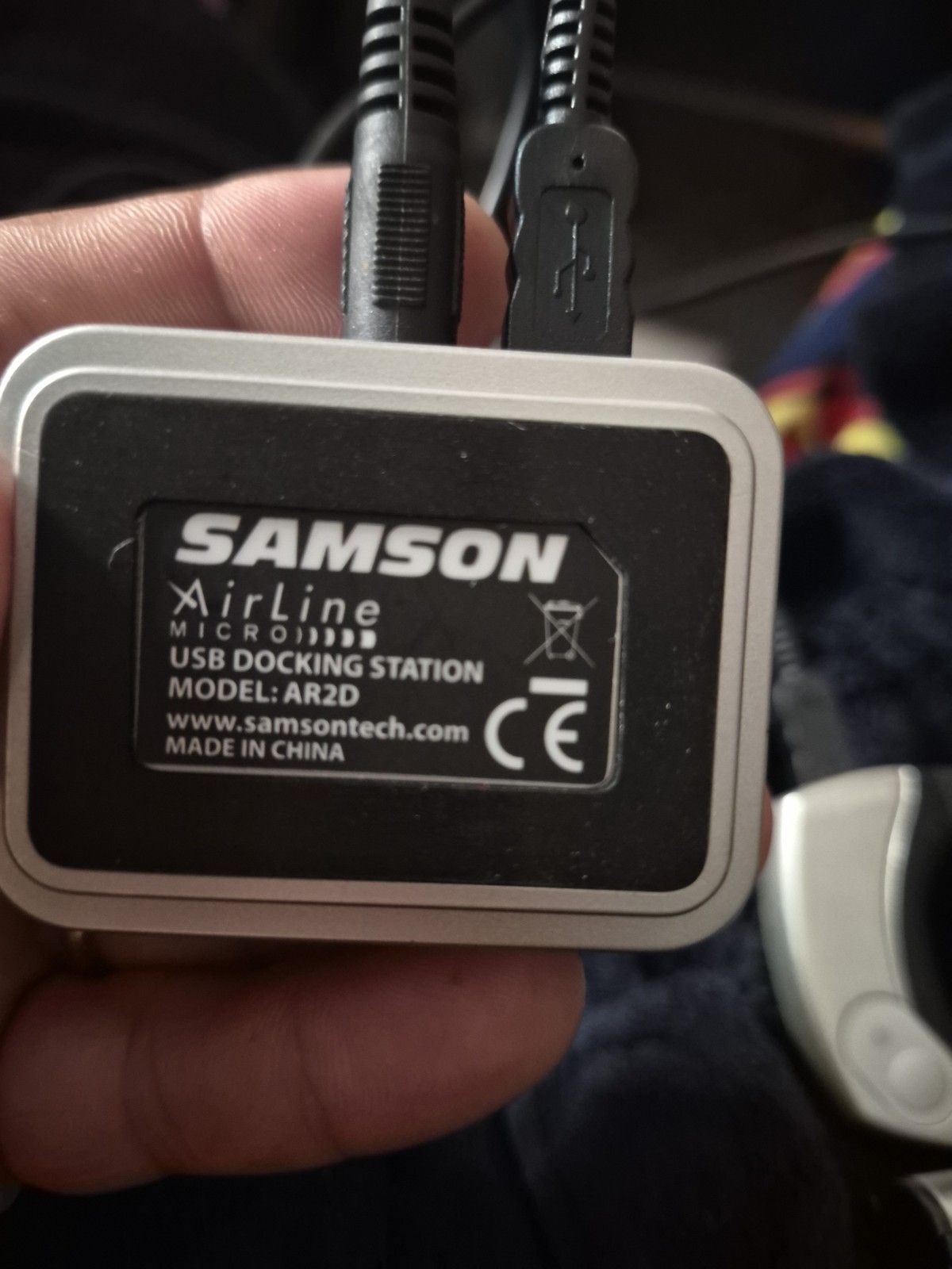 Samson AirLine Micro AH2 Earset Wireless Mic w/ AR2 UHF Receiver & AR2D USB Dock