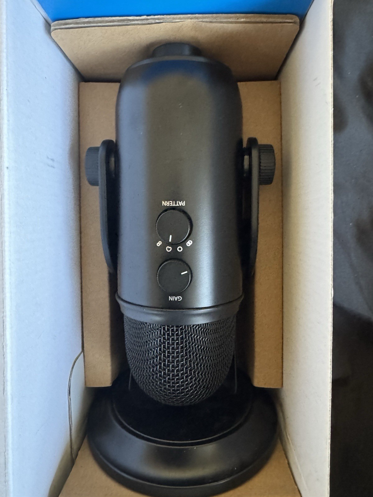 Blue Microphones Yeti X USB Microphone – Black