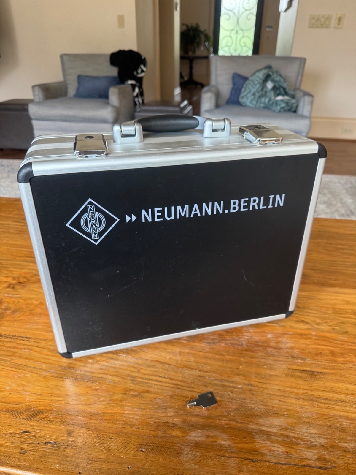 Neumann TLM103 ANNIVERSARY SET Mic Microphone w/ Case & EA1 Shockmount (Nickel)