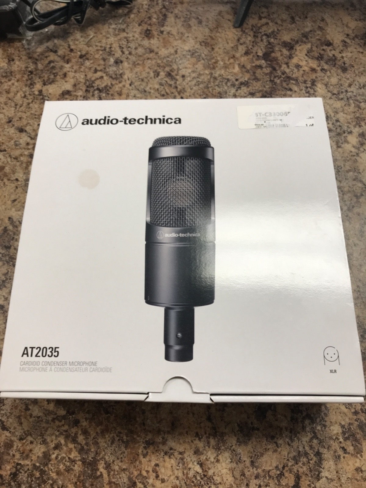 AudioTechnica AT2035 Large Diaphragm Cardioid Condenser Microphone