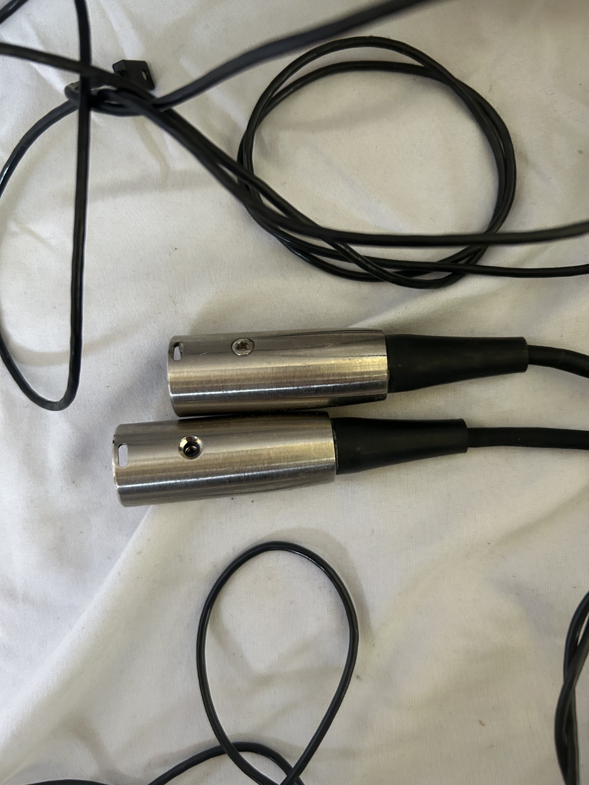 2 Shure MX1BP Microflex Wired Preamplifier Battery Powered Made USA -WORKS PARTS