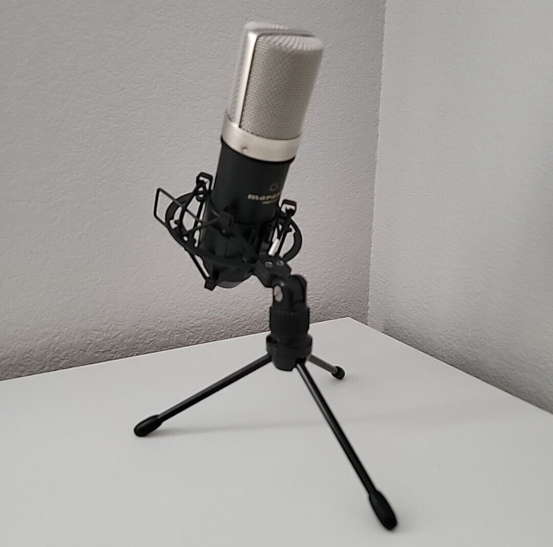 Podcast/Talk Show Equipment – Microphones, Audio Interfaces (See Description)