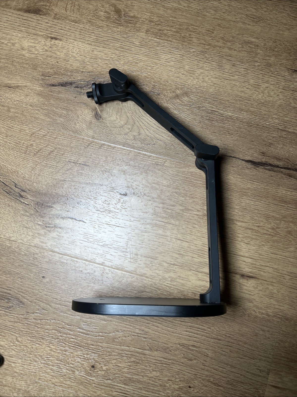 RODE DS2 Desktop Studio Arm for Microphones, Cameras, Smartphones, and Lights