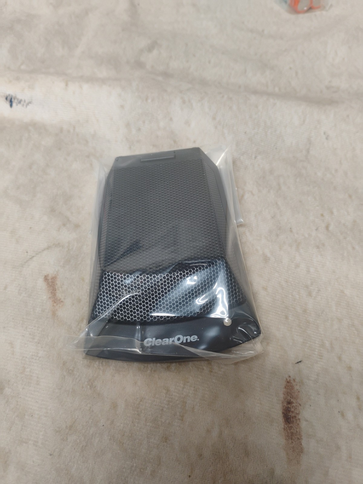 ClearOne Wireless Tabletop Cardoid Transmitter/Mic (RF M930), 910-6001-007-C