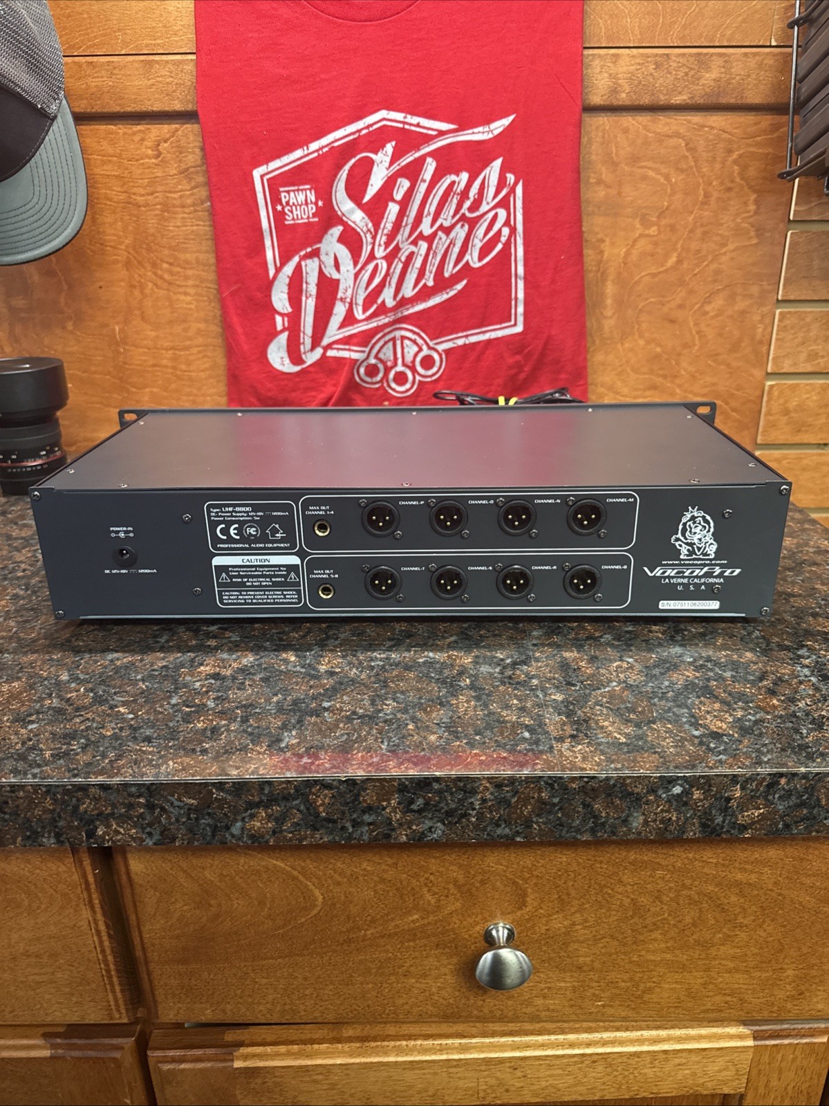 VocoPro UHF-8800 Pro 8 Channel Wireless Microphone Receiver w/ 4 Mics (LOOK)