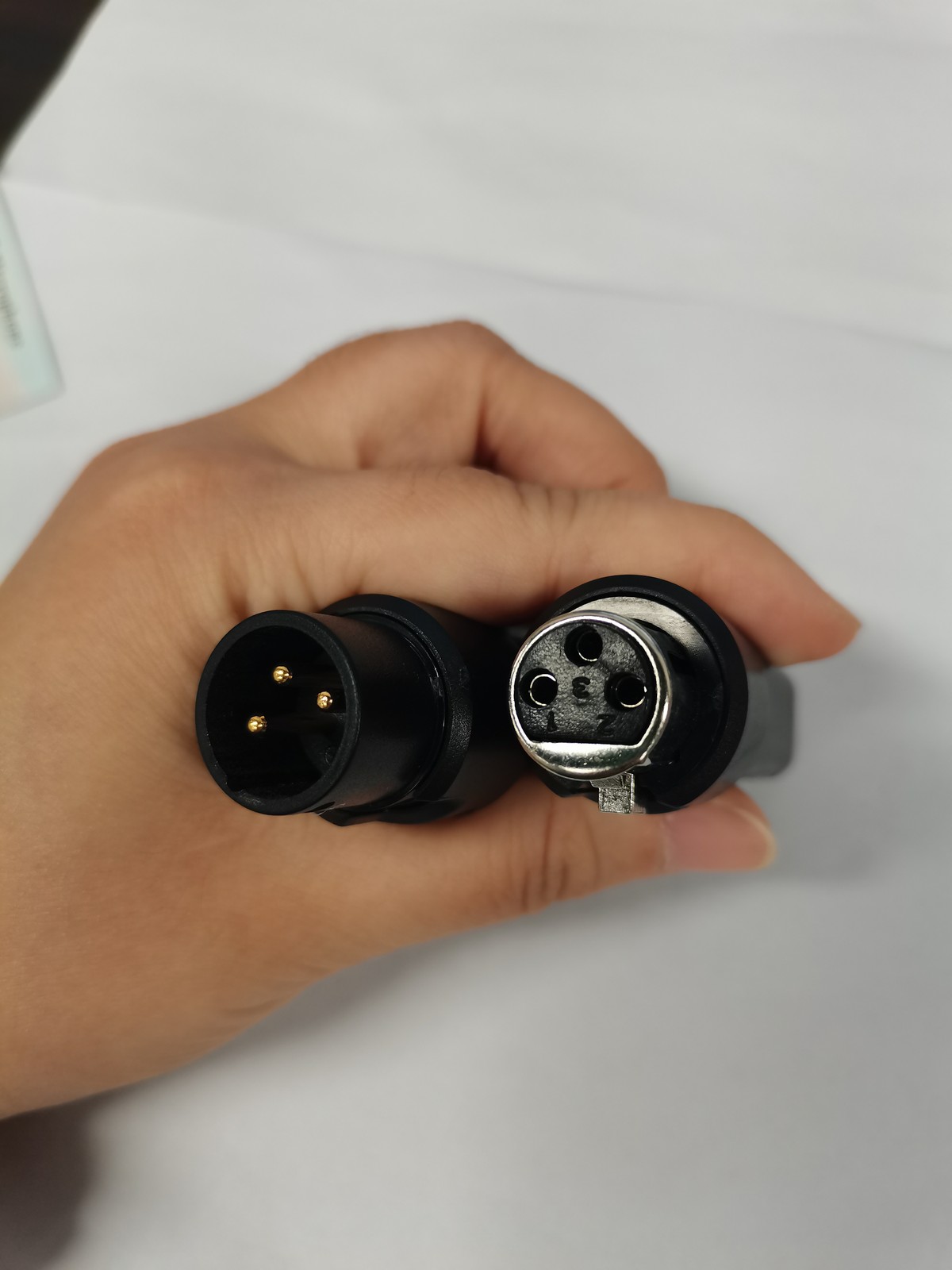 2.4G Microphone Wireless Xlr Transmitter And Receiver Rechargeable OUTW