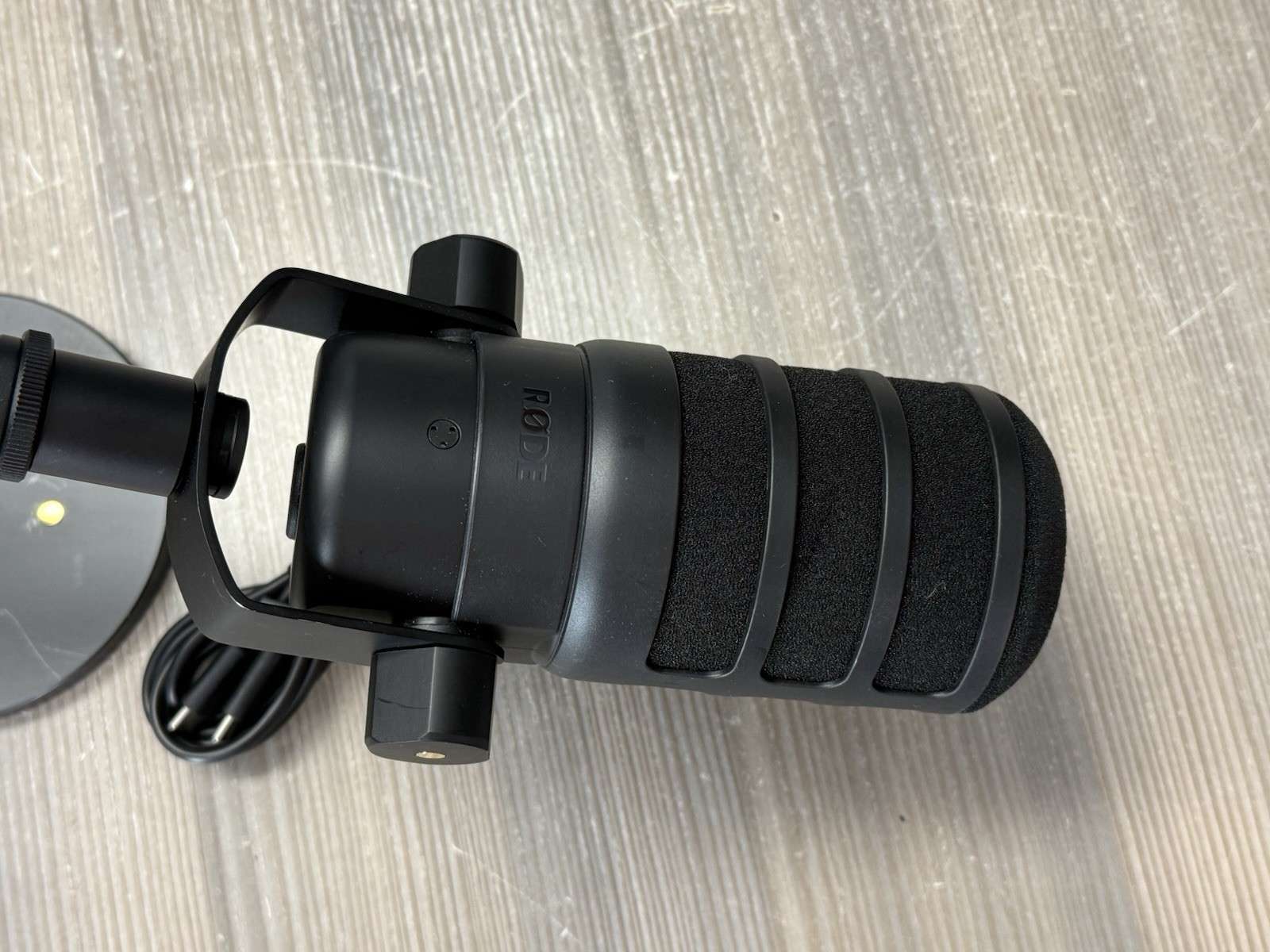 Rode PodMic USB with Rode DS2 Desktop Stand