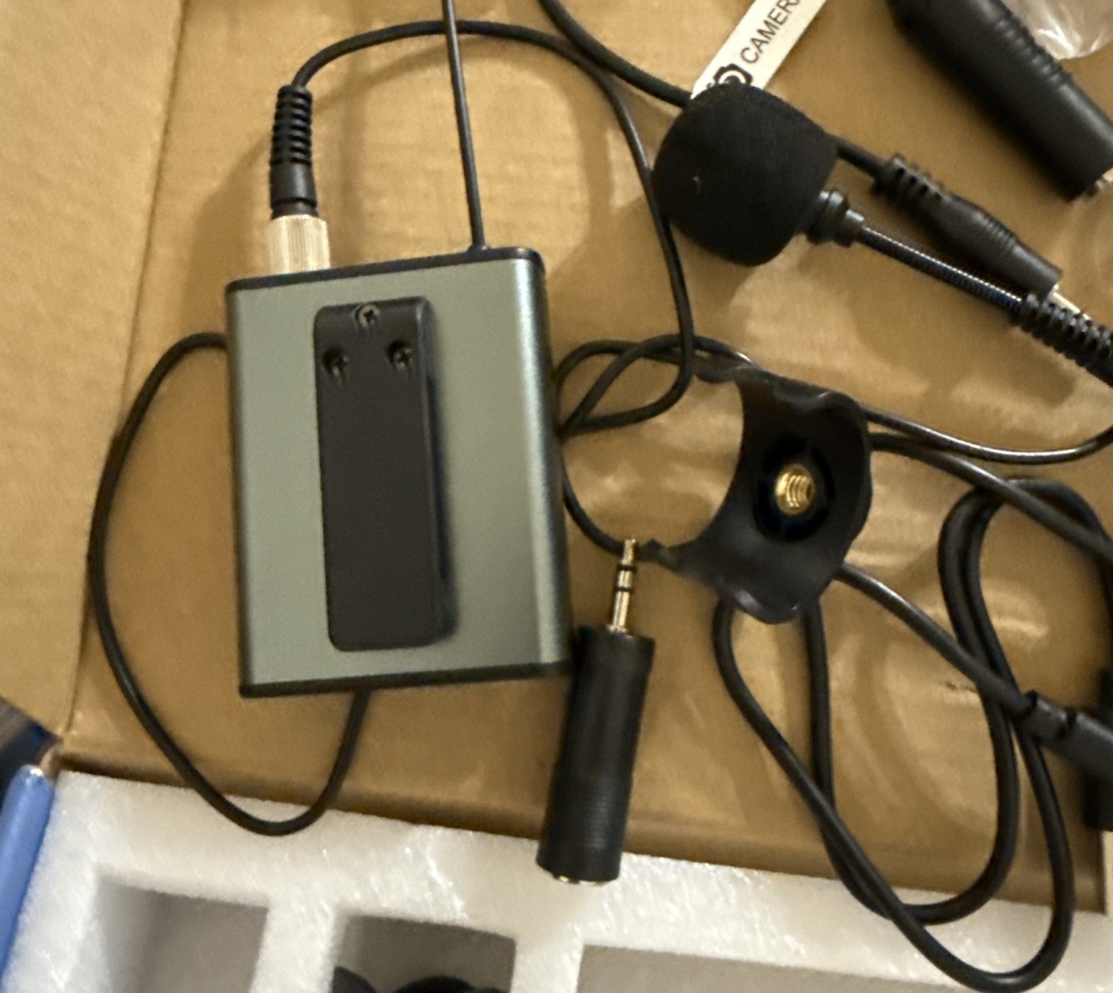 MPH-05 YM-2 UHF Wireless Lavalier Microphone System