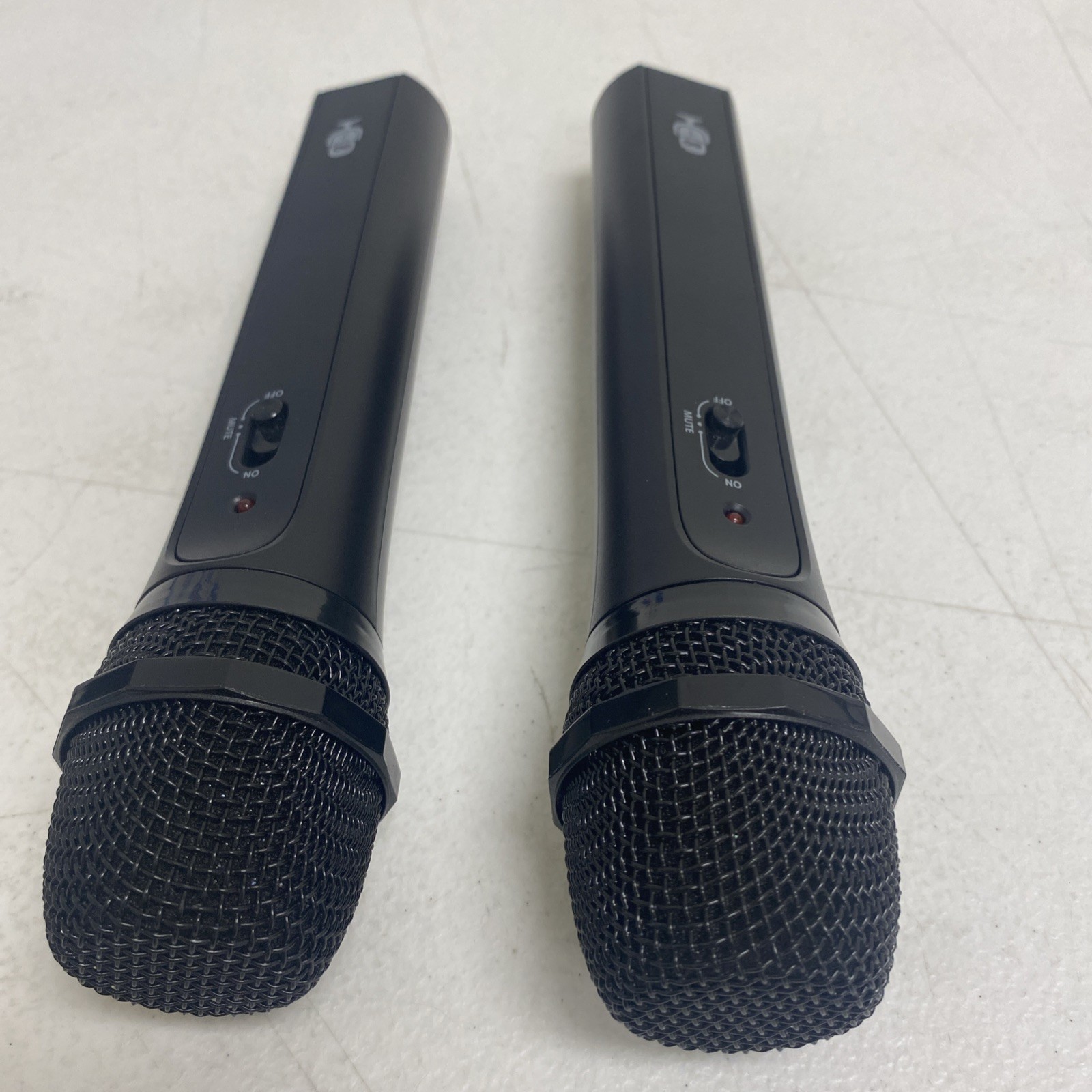 2 Pack Microphone Singing Machine Wi-Fi Screen Karaoke System ISM9010 Original