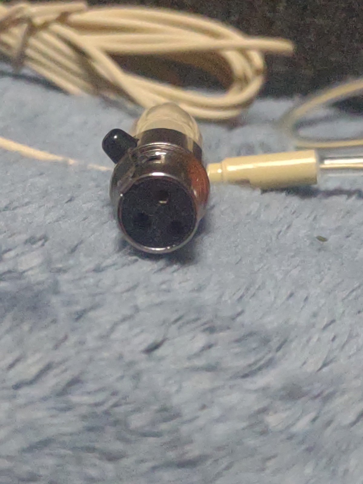 XGWTH Headset Microphone Single Ear Earset Headworn Over Ear Hanging Condense.