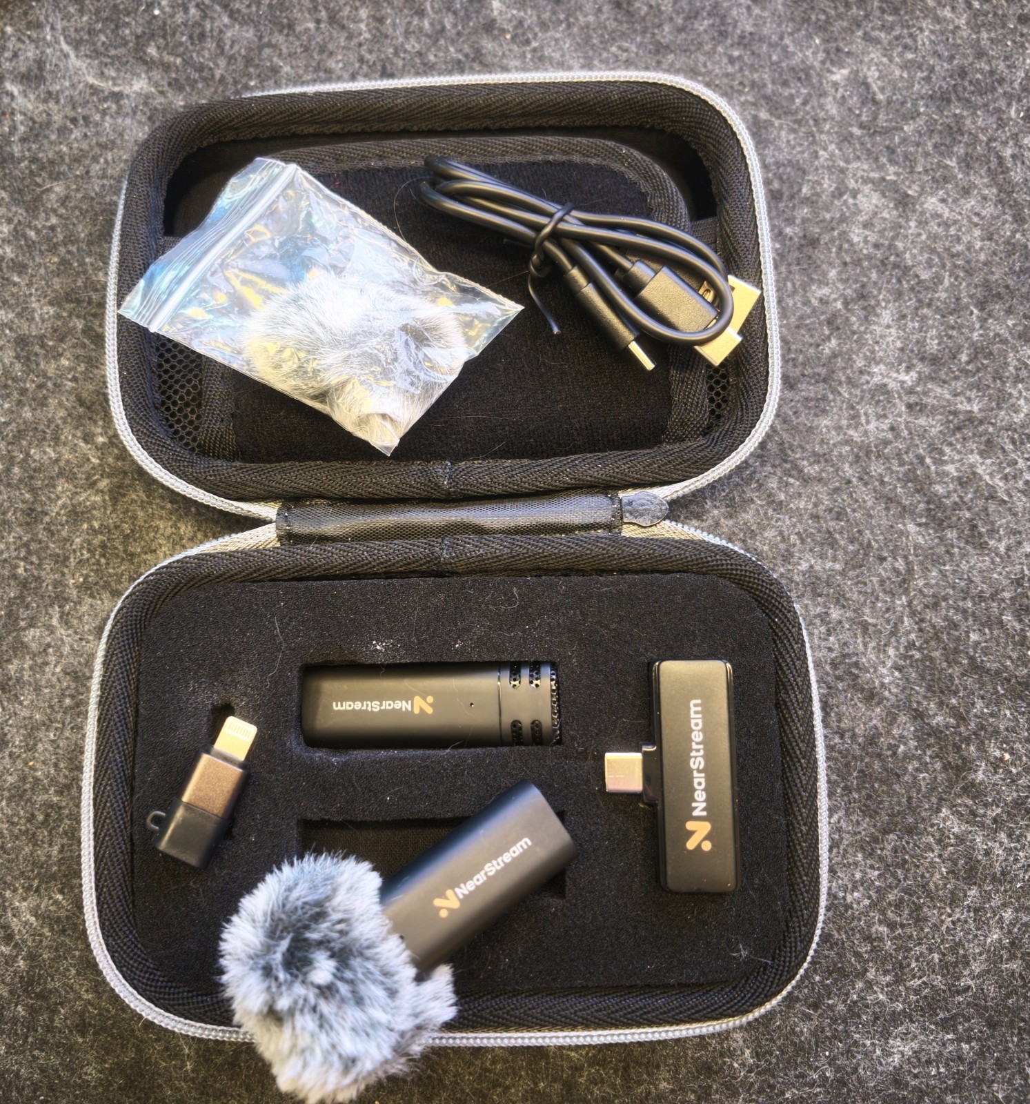 NearStream AWM10T Wireless Microphone | Clip On | USB-C | Bluetooth