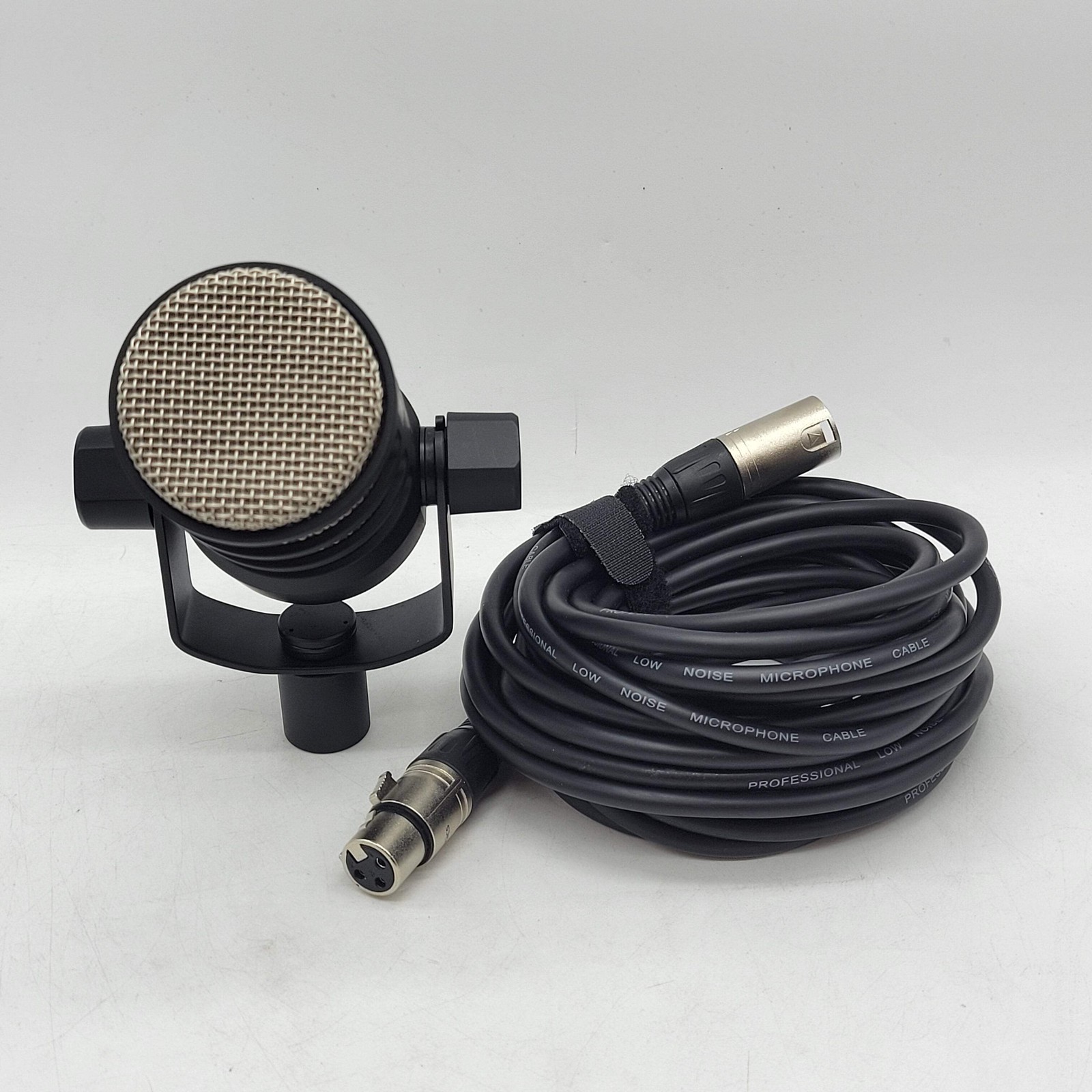 Rode PodMic 20Hz – 20kHz Dynamic Podcasting Microphone