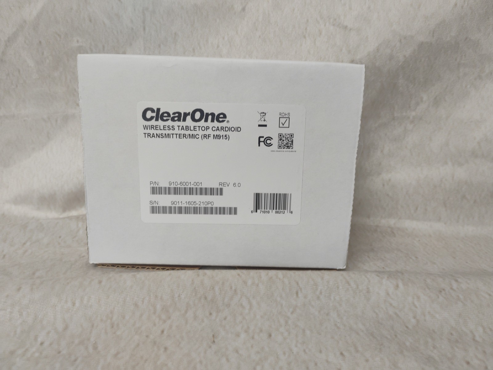 ClearOne Wireless Tabletop Cardiod Transmitter/Mic (RF M915), 910-6001-001