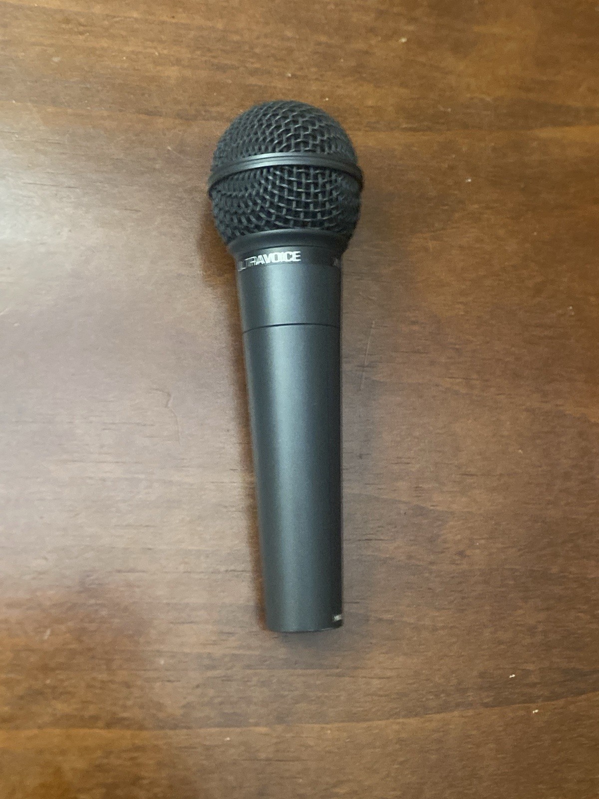 Behringer Ultravoice XM8500 Dynamic Microphone; Gently Used
