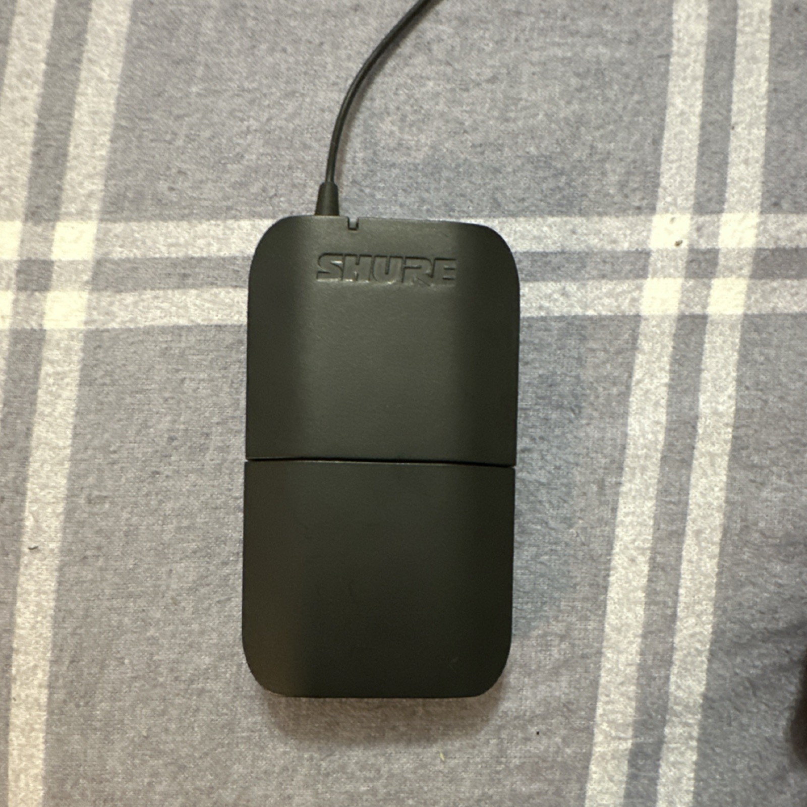 Shure BLX1 H10 Wireless Bodypack Transmitter, Adjustable Gain, Black