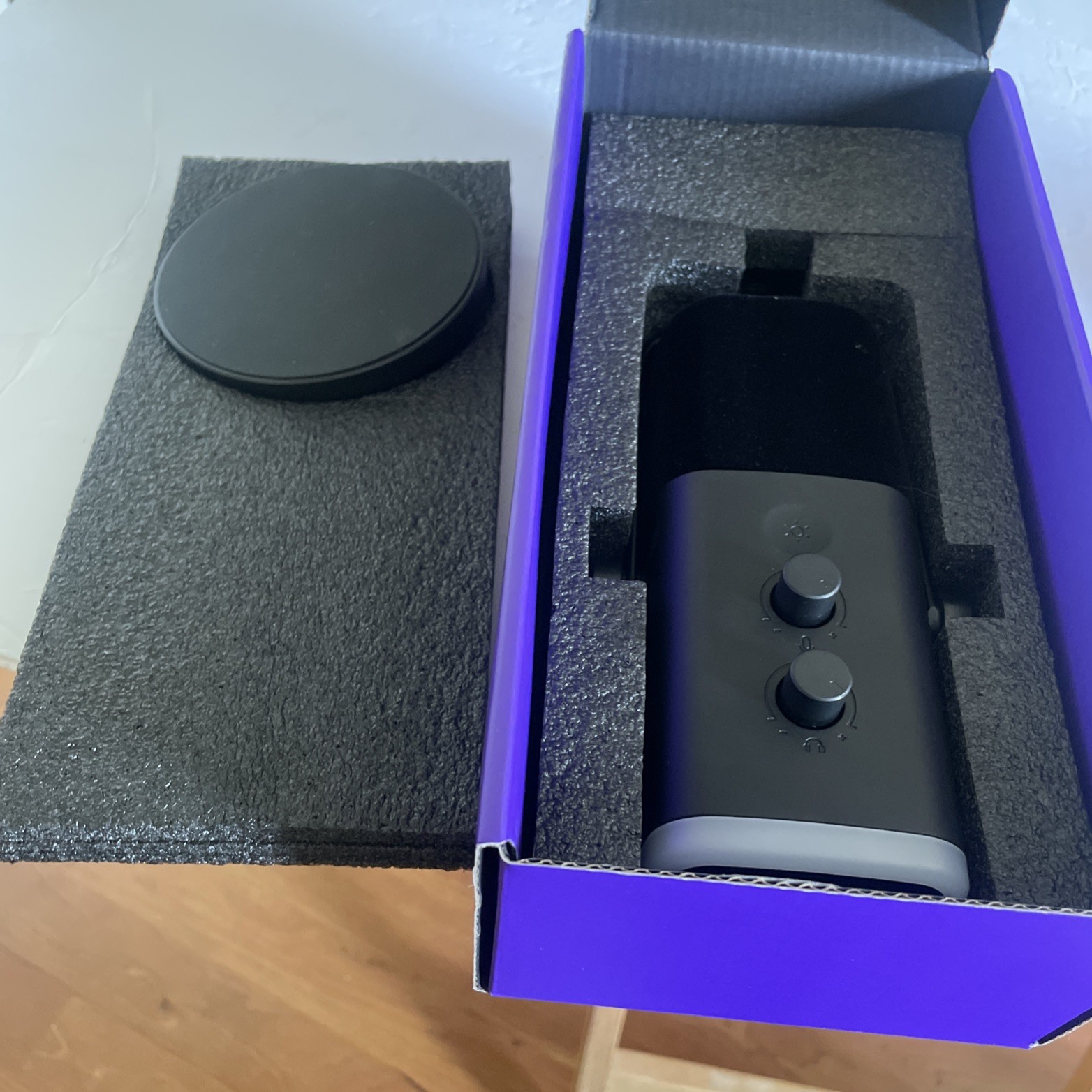 FiFine AM8 XLR/USB Dynamic Microphone Black NEW OPEN BOX