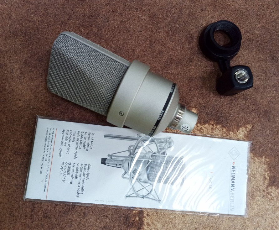 White Neumann TLM103 Wired Condenser Microphone Matte
