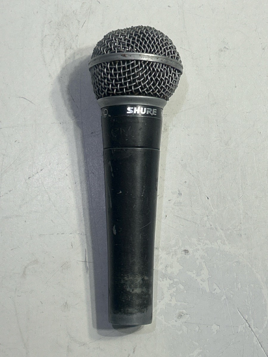 SHURE MODEL SM58 MICROPHONE (P11037493)
