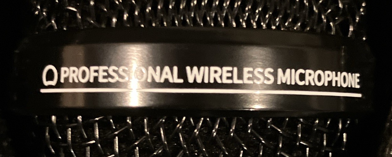 2x Professional Wireless Handheld Microphones, 3.5mm TRS, USB Cable, Adapter