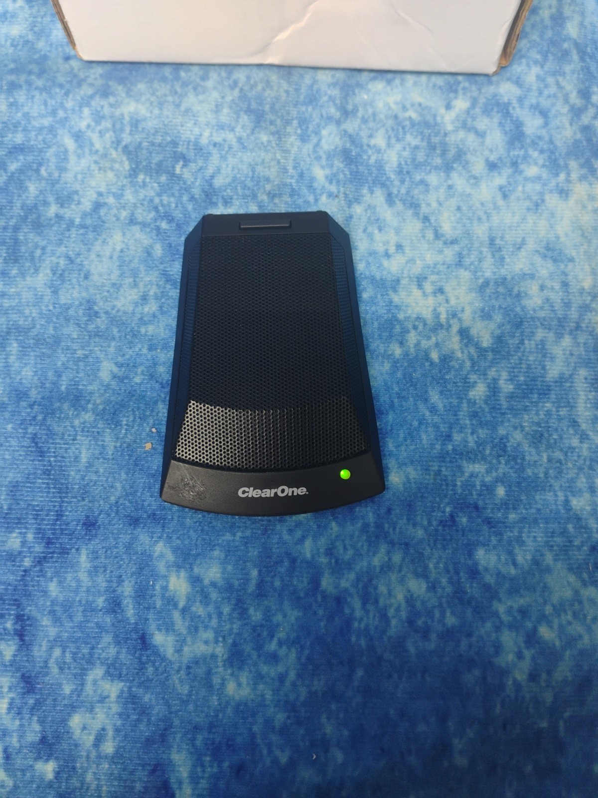 ClearOne Wireless Tabletop Cardoid Mic RF M610