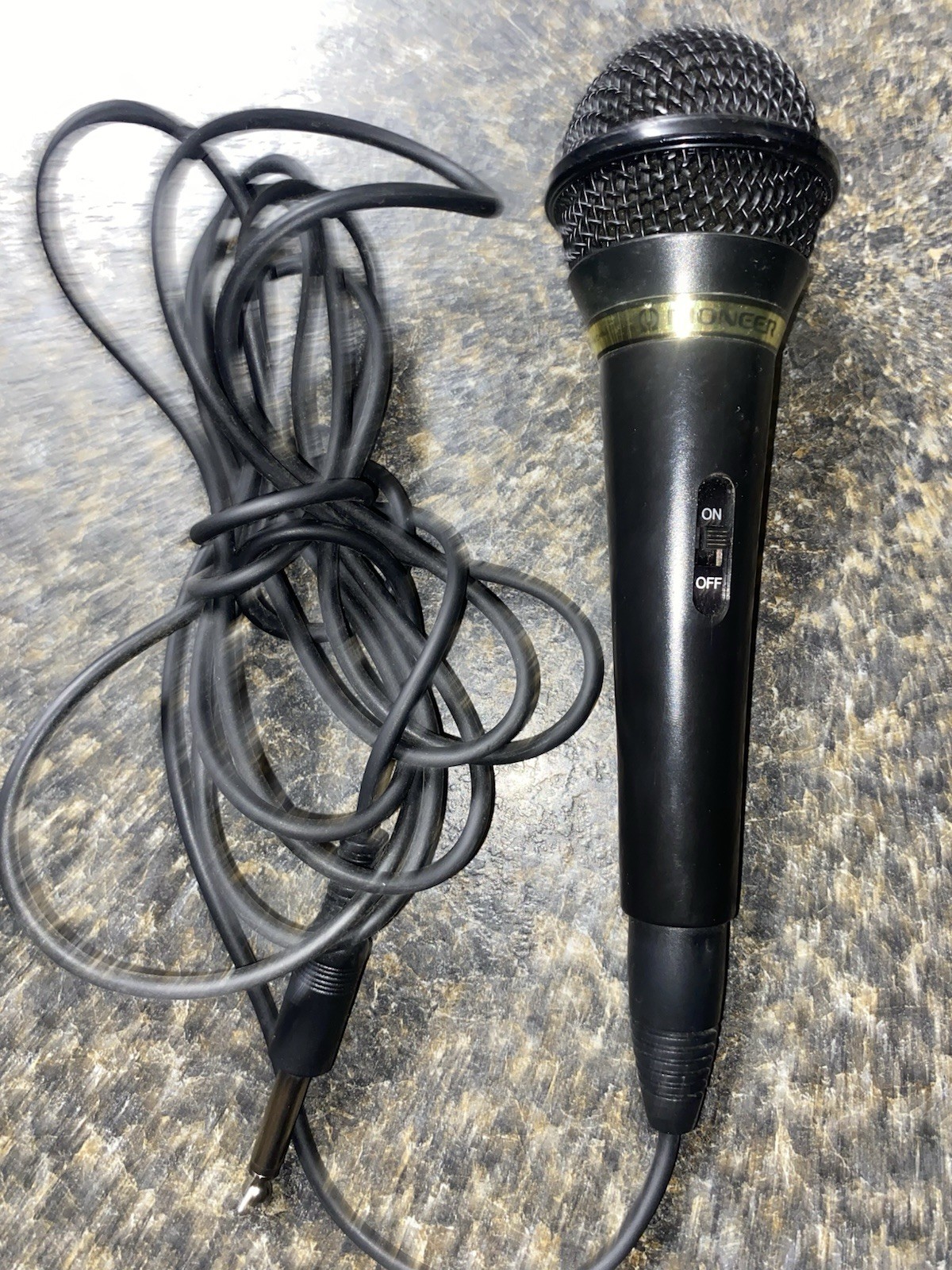 Pioneer Wired Handheld Stand-Held Microphone On/Off Switch Black 6.35mm TS