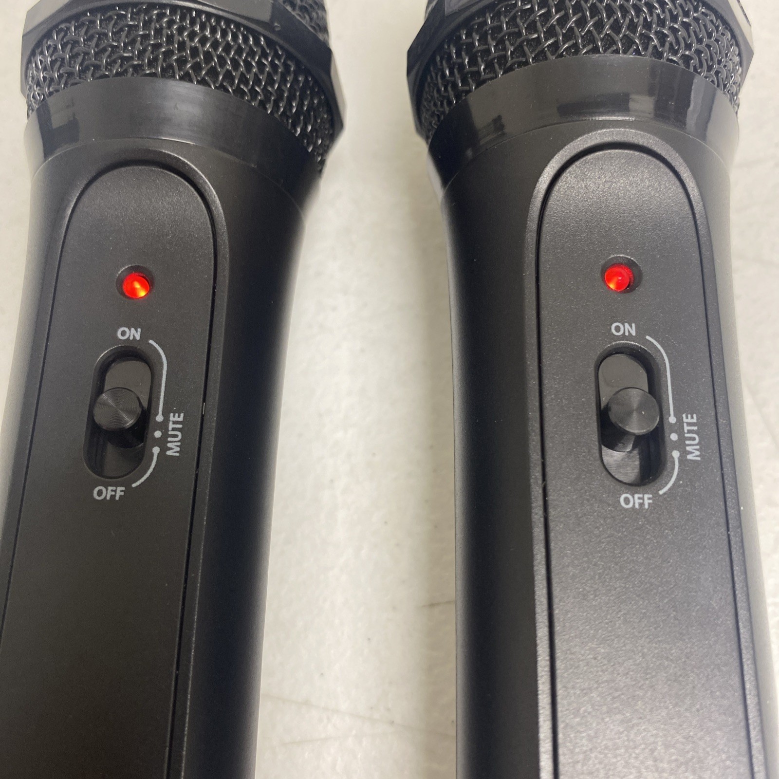 2 Pack Microphone Singing Machine Wi-Fi Screen Karaoke System ISM9010 Original