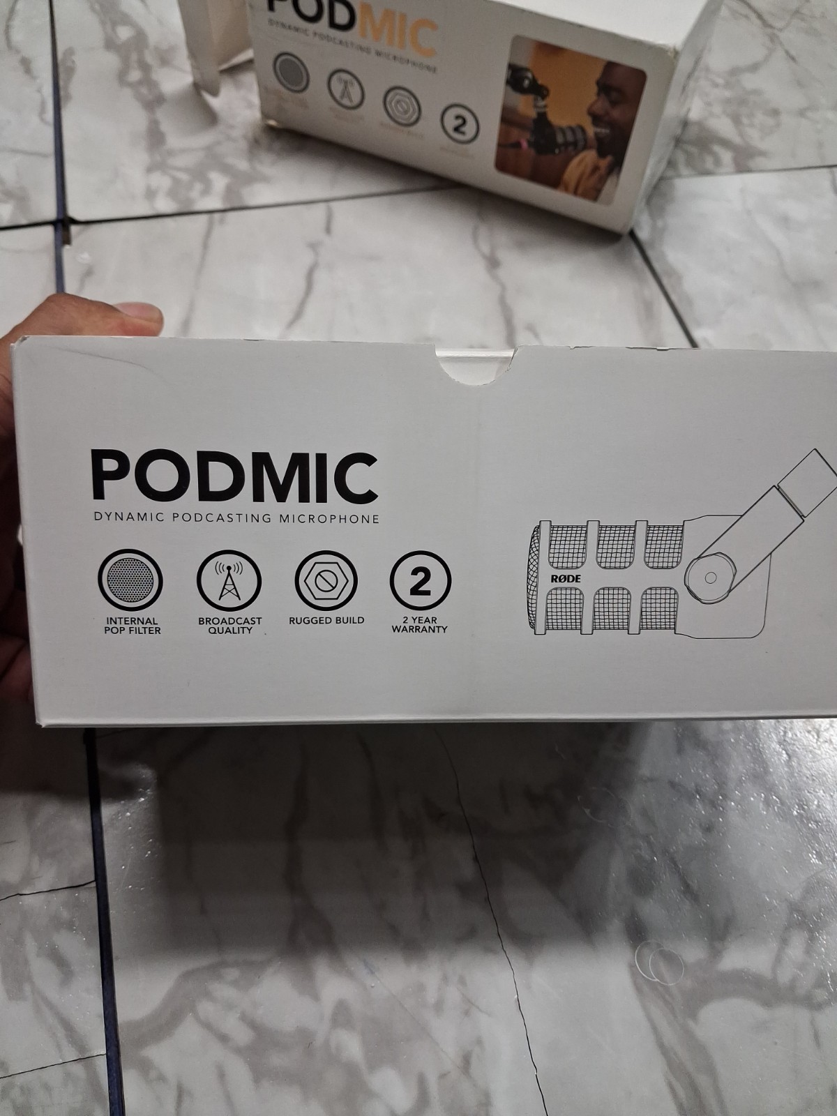 RODE – PodMic USB – Versatile Dynamic Broadcast Microphone – Black
