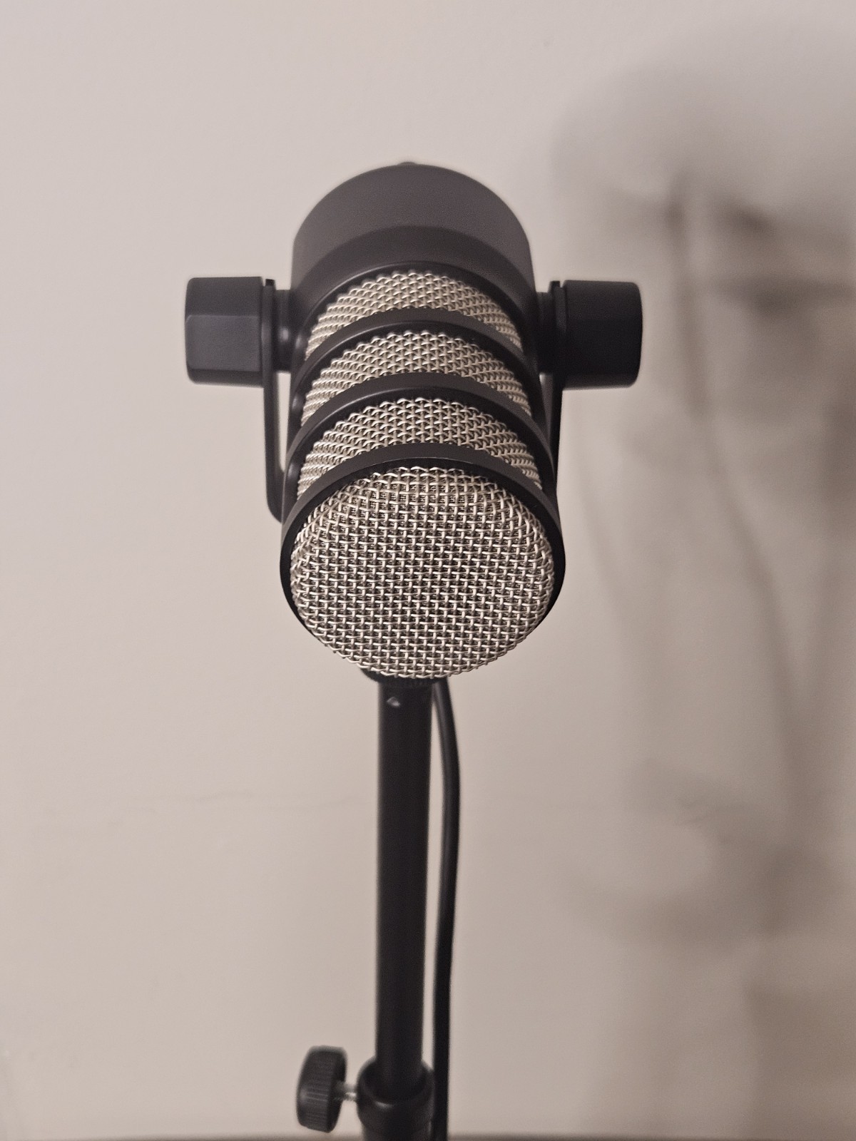 Rode PodMic Dynamic Broadcast Microphone and Boom Arm Bundle