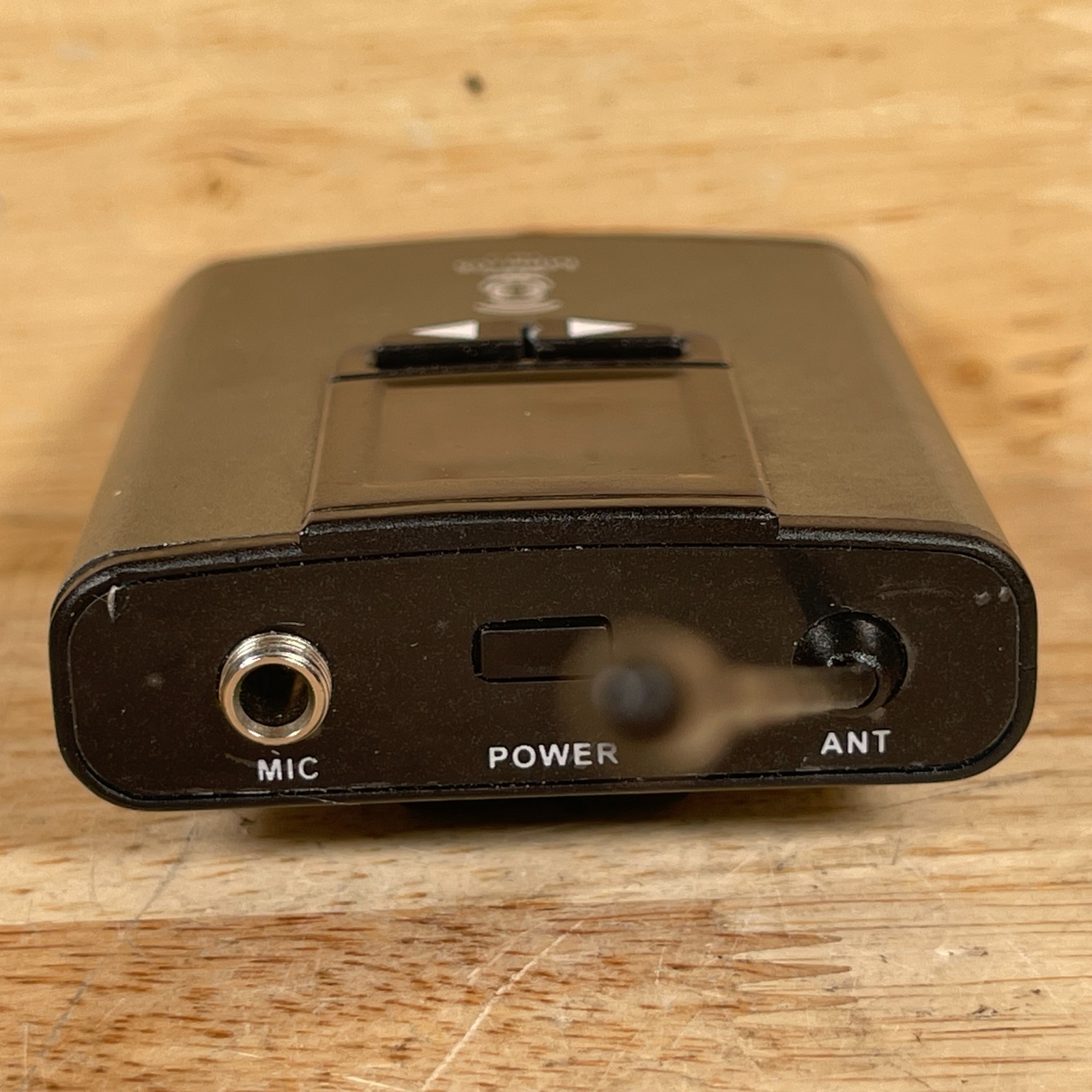 MPH-05 YM-2 Microphone Bodypack Transmitter Wireless Digital 3.5 mm Jack – Black
