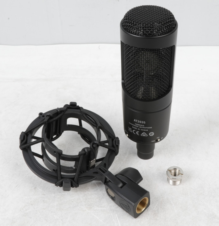 NEW AT2035 Audio-Technica Large Diaphragm Cardioid Condenser Microphone US