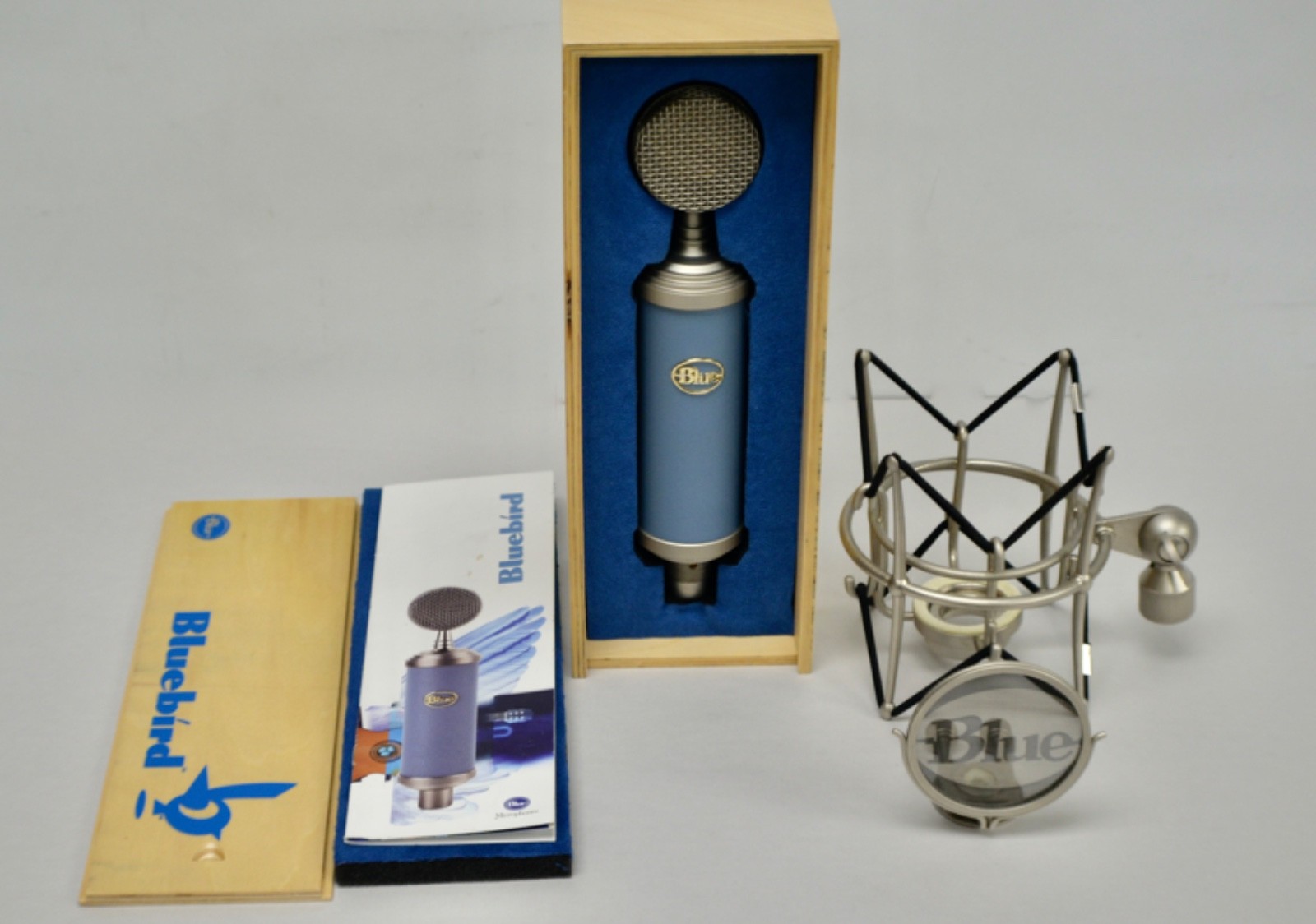 Blue Bluebird XLR Condenser Mic Cardioid w/ Shock Mount Pop Filter Box Excellent