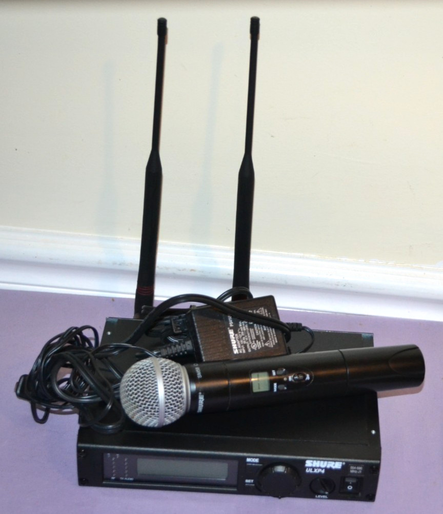 Shure ULXP4 Wireless Receiver & ULX2 -SM58 Wireless Mic J1 Band 554-590MHz~Great