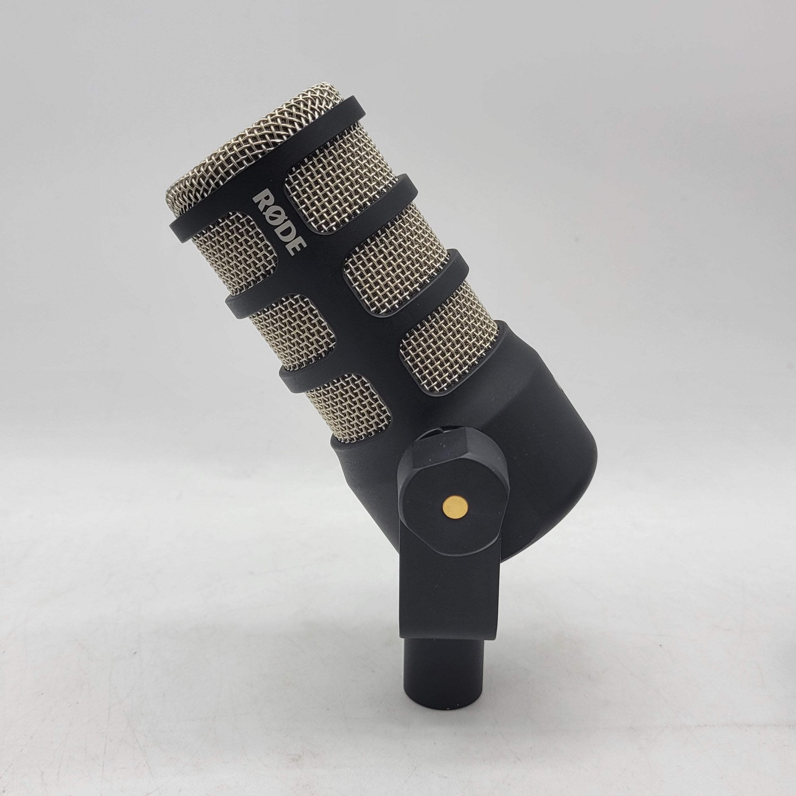 Rode PodMic 20Hz – 20kHz Dynamic Podcasting Microphone