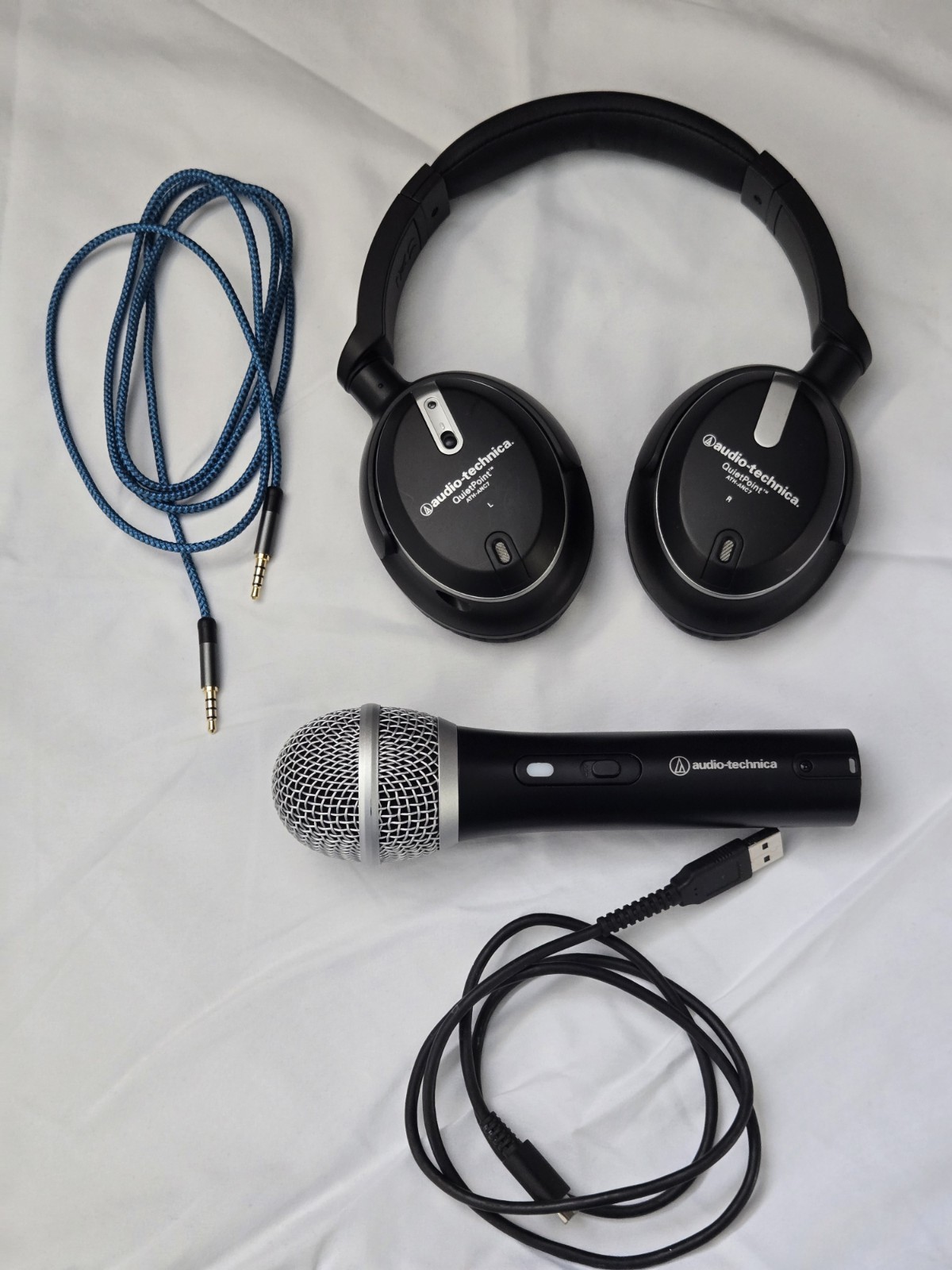 Audio-Technica ATR2100X-USB Microphone & ATH-ANC7 Wired Headphones