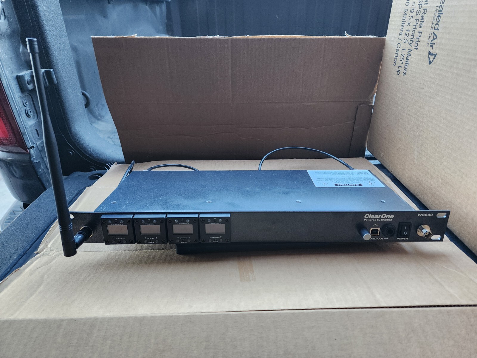 CLEARONE – AUDIO CONFERENCING WS840 ,4 CHANNEL WIRELESS RECEIVER, 902-928 MHz